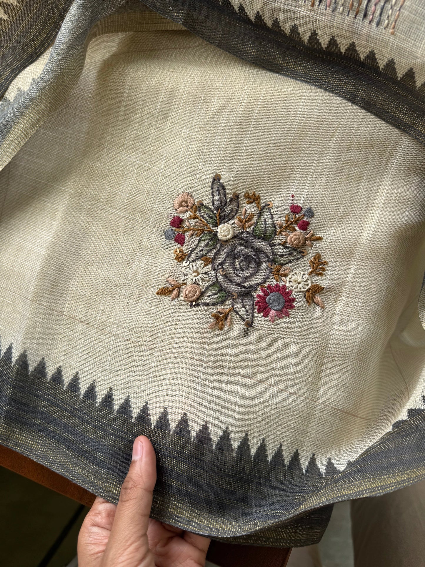 Premium Tissue Linen Sarees - Half White and Black