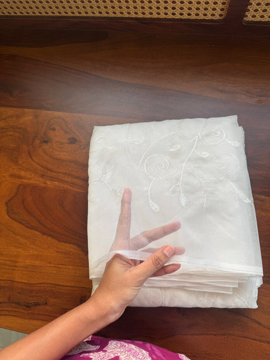 Delicate Organza - White