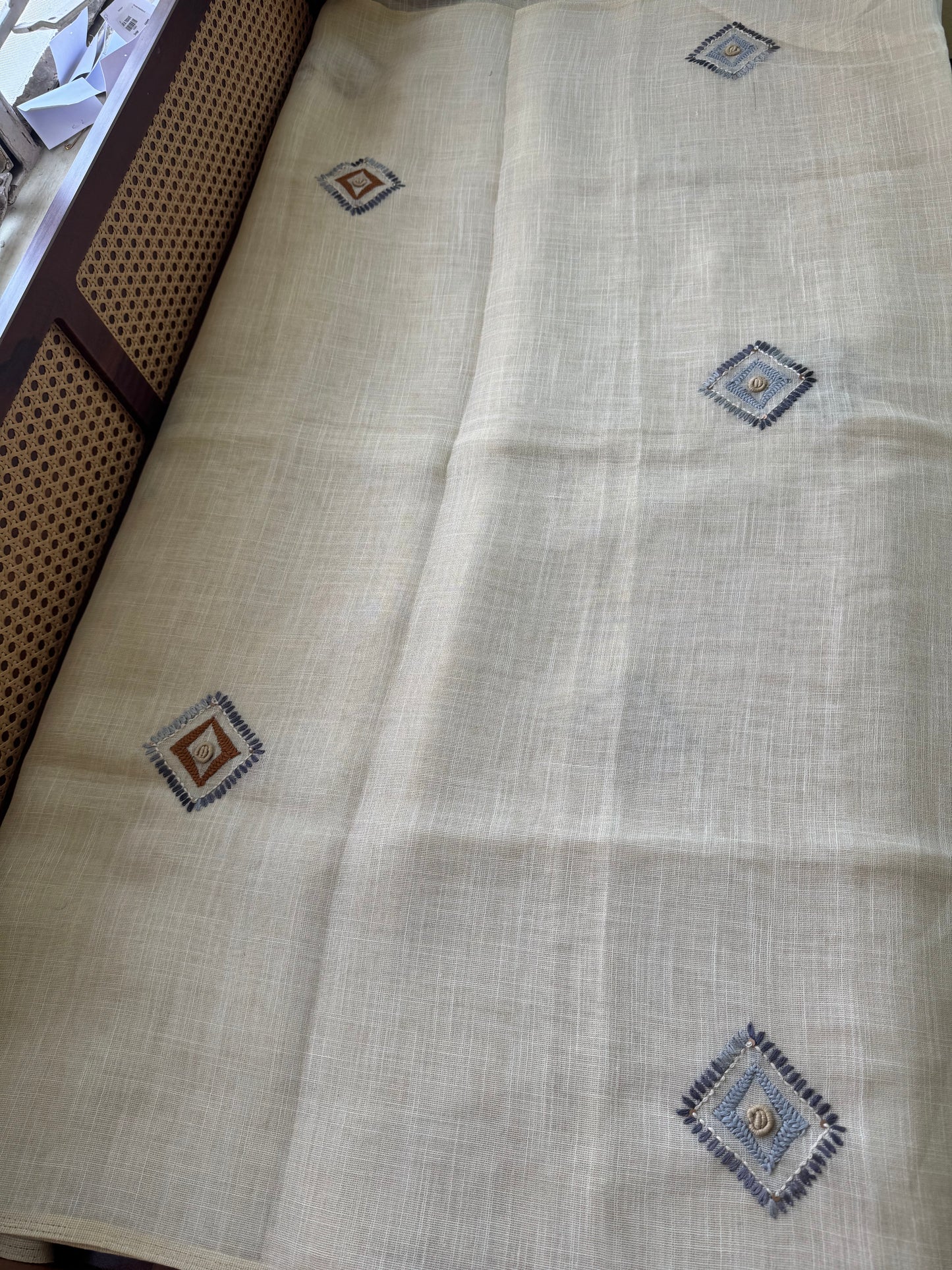 Premium Tissue Linen Sarees with heavy blouse - Half white & Grey