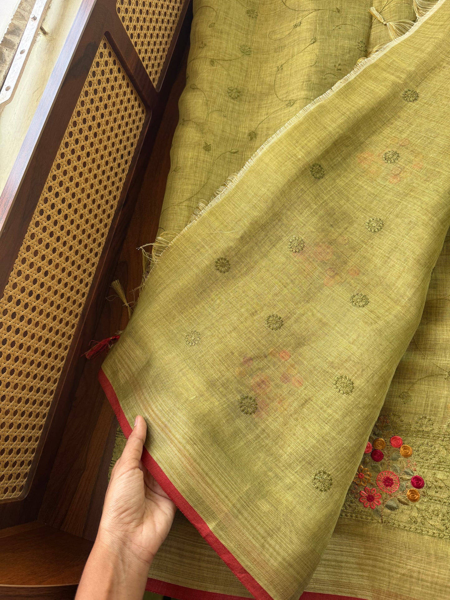 Premium Tissue Linen Sarees - Green