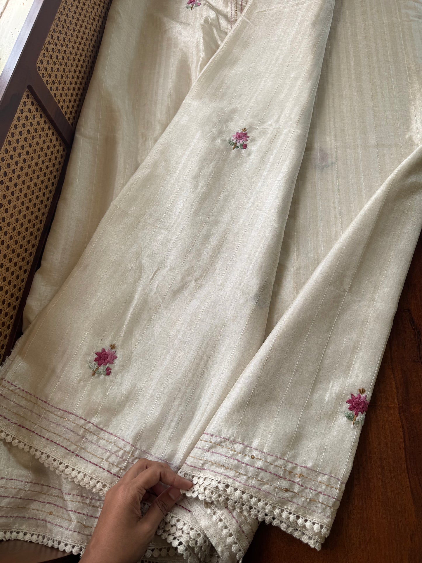 Premium Tussar Blend Saree with Handwork - Halfwhite & Pink