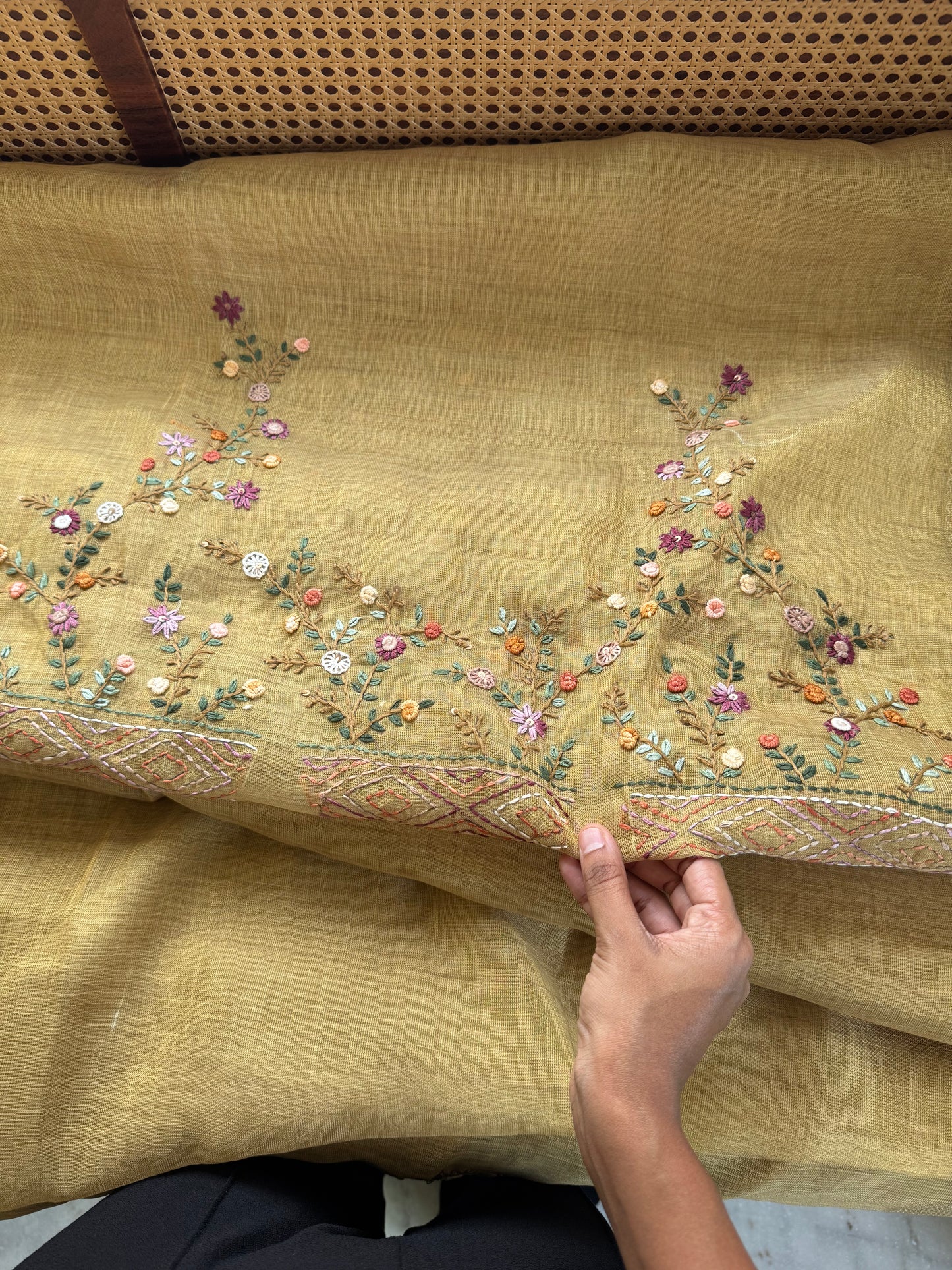 Premium Tissue Linen Sarees with heavy blouse - Henna Green
