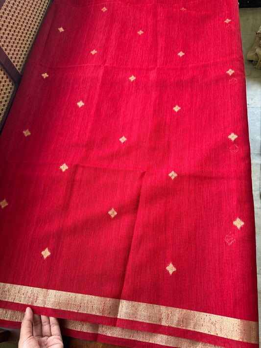 Minimal Tussar Georgette Blend Saree - Red