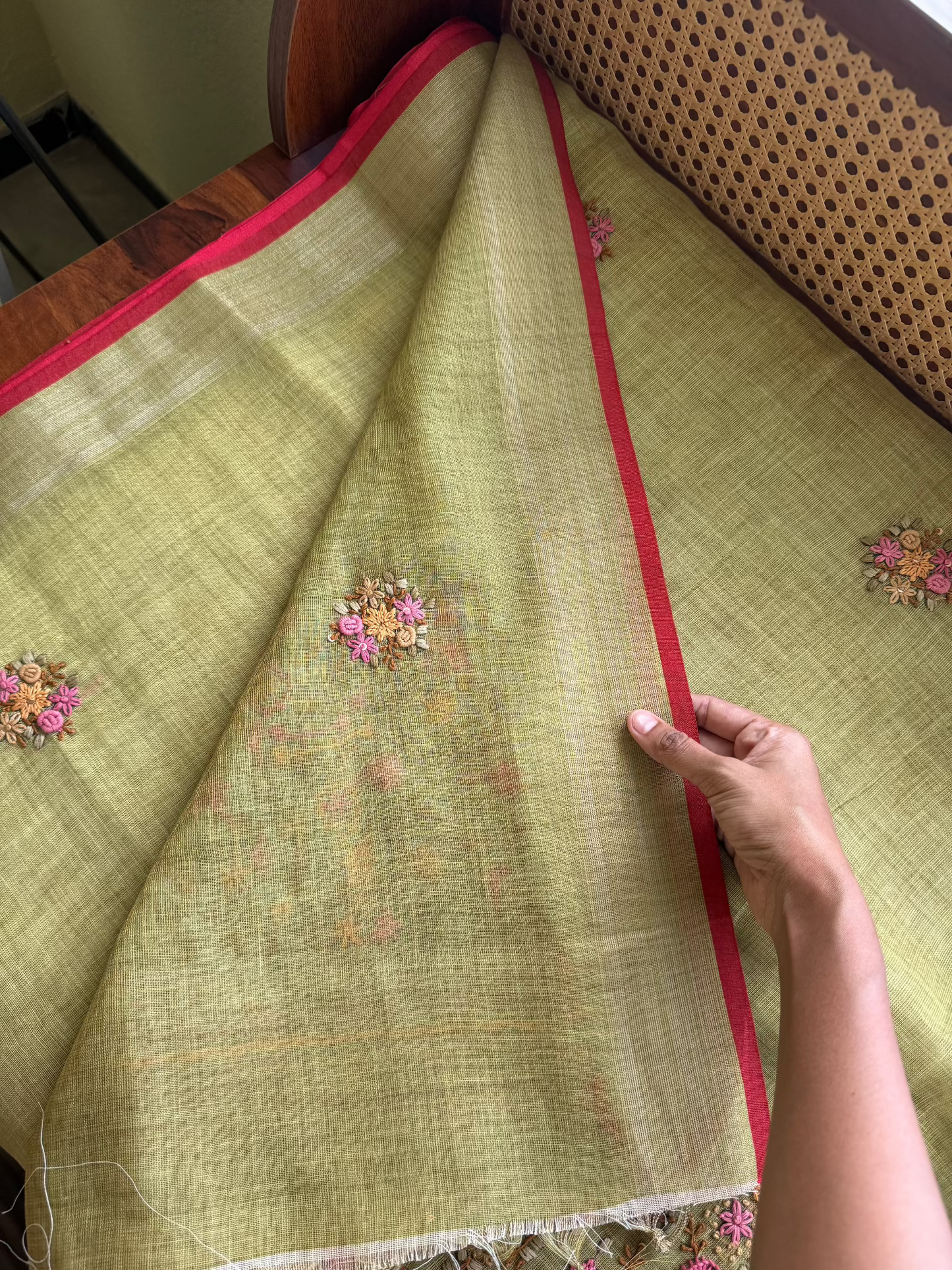 Premium Tissue Linen Sarees - Green