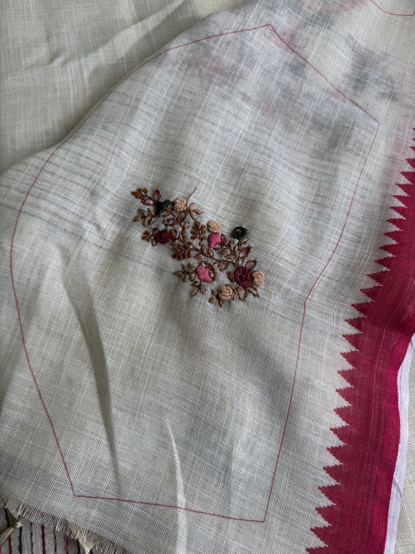 Premium Tissue Linen Sarees - Half White & Red