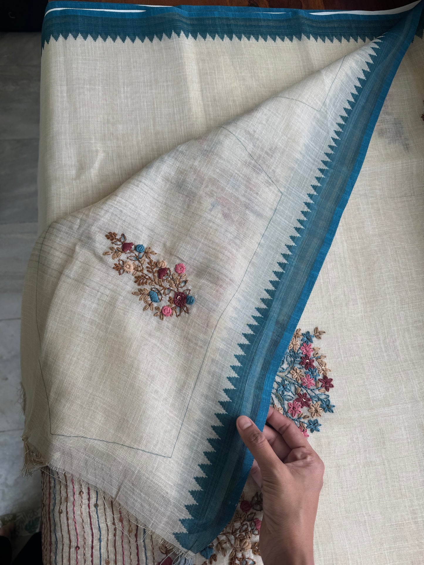 Premium Tissue Linen Sarees - Half White & Blue