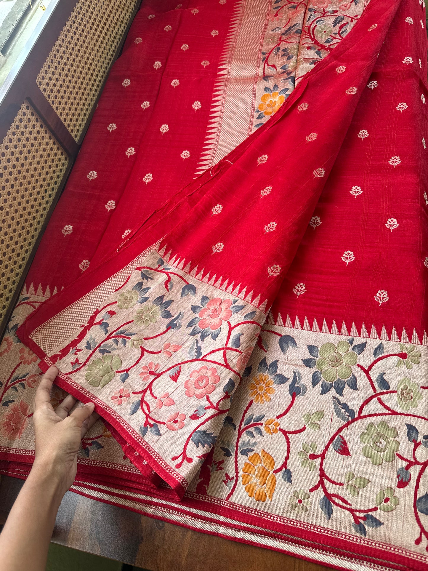 Tussar Georgette Semi Silk Saree - Red