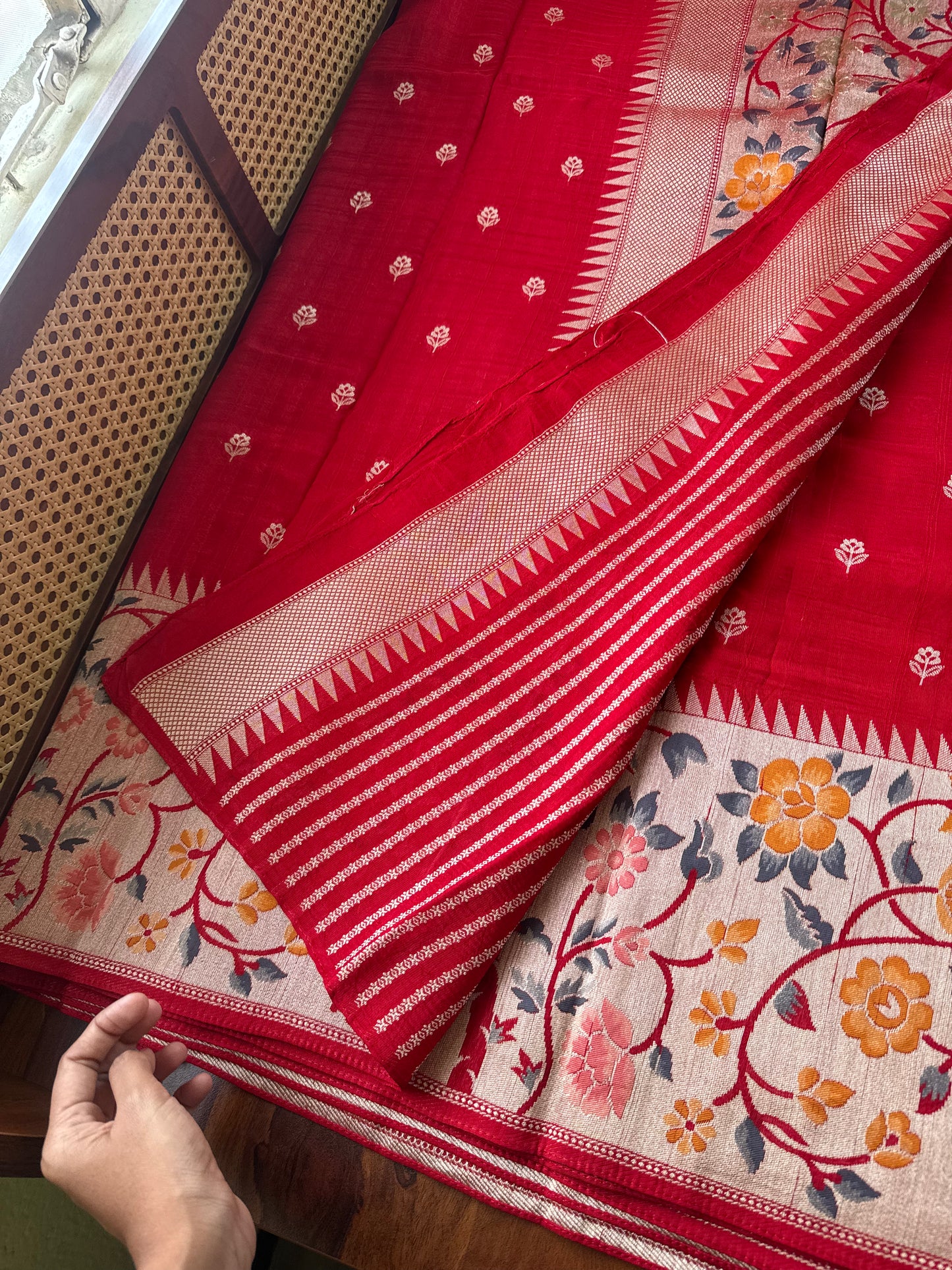 Tussar Georgette Semi Silk Saree - Red