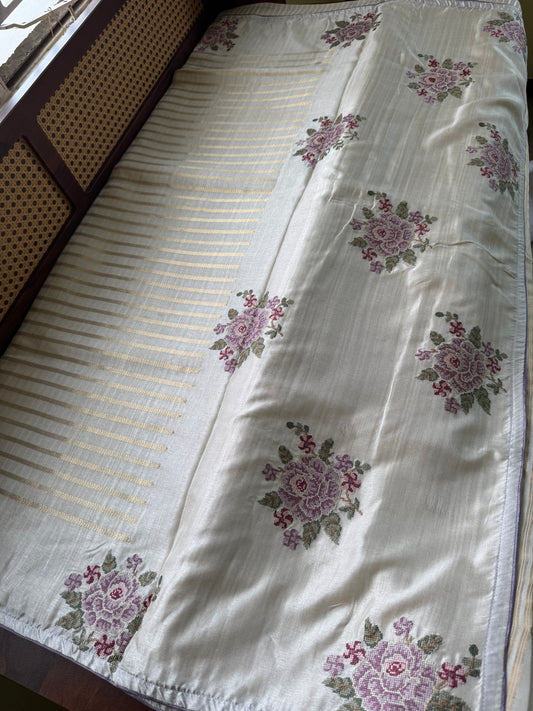 Elegant Semi tussar saree - Ivory with lavender