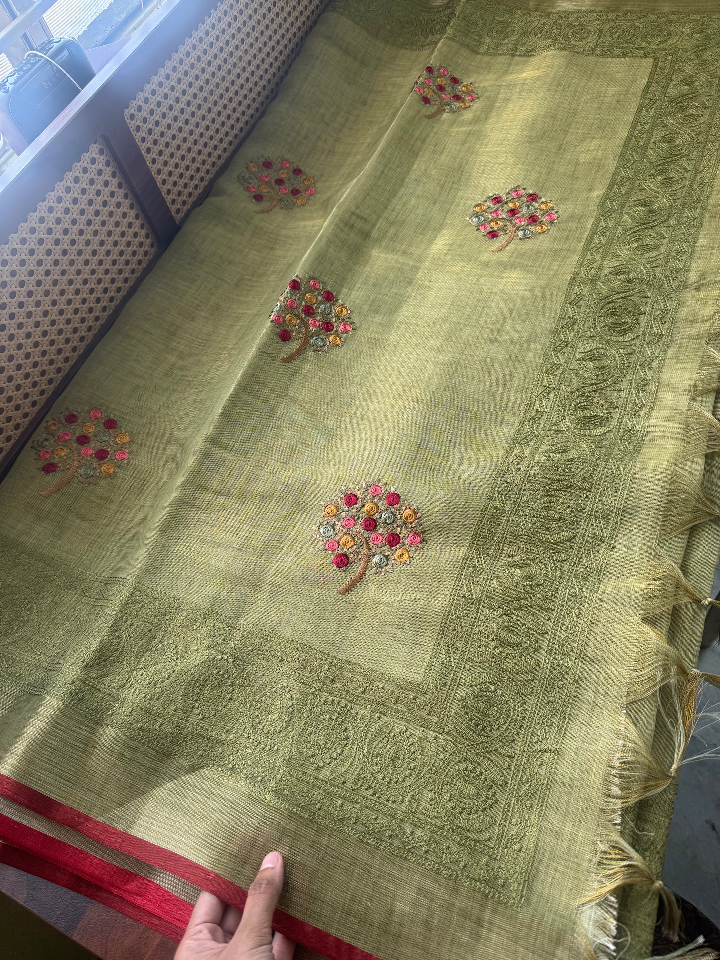 Premium Tissue Linen Sarees - Green