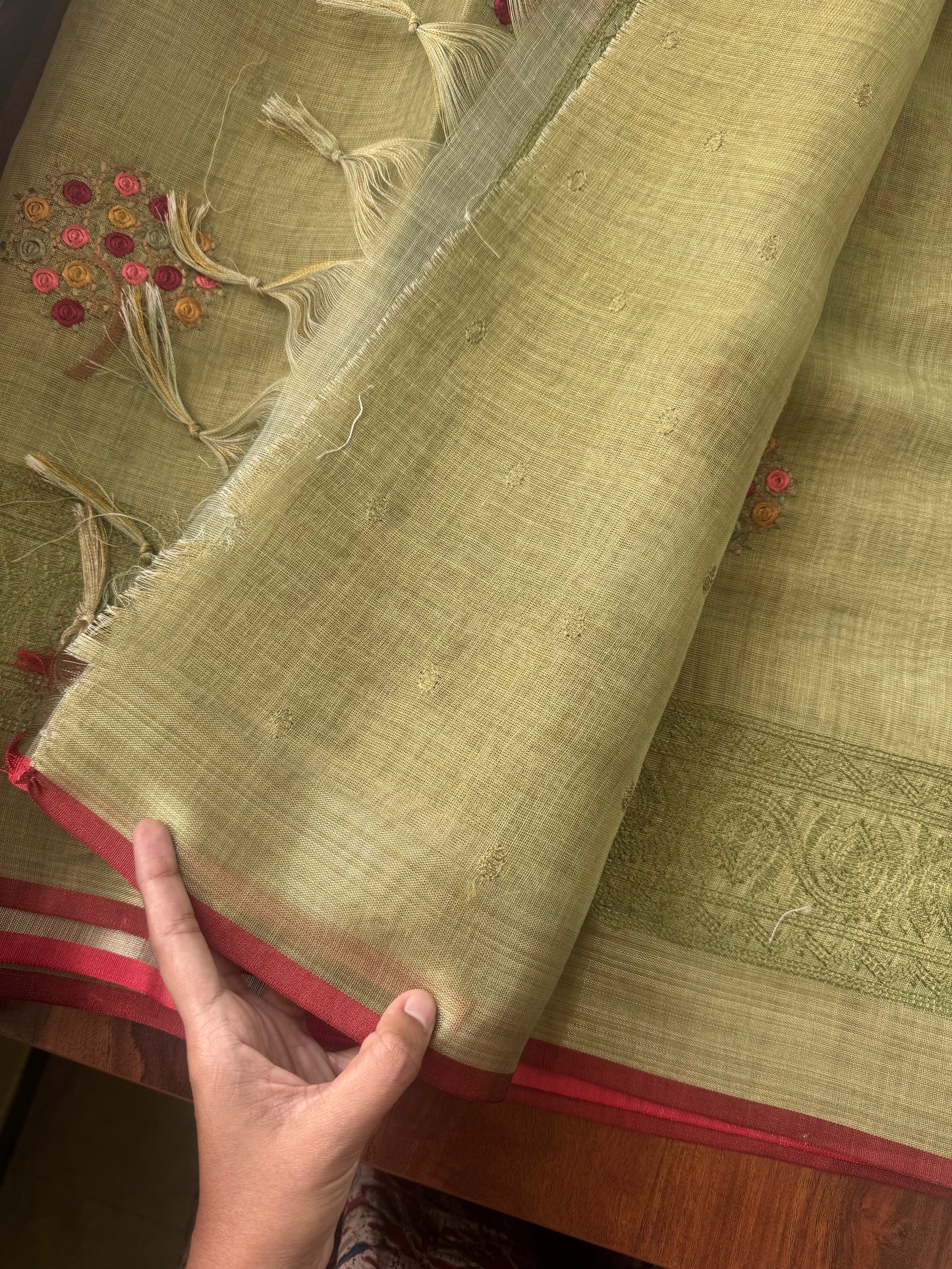 Premium Tissue Linen Sarees - Green
