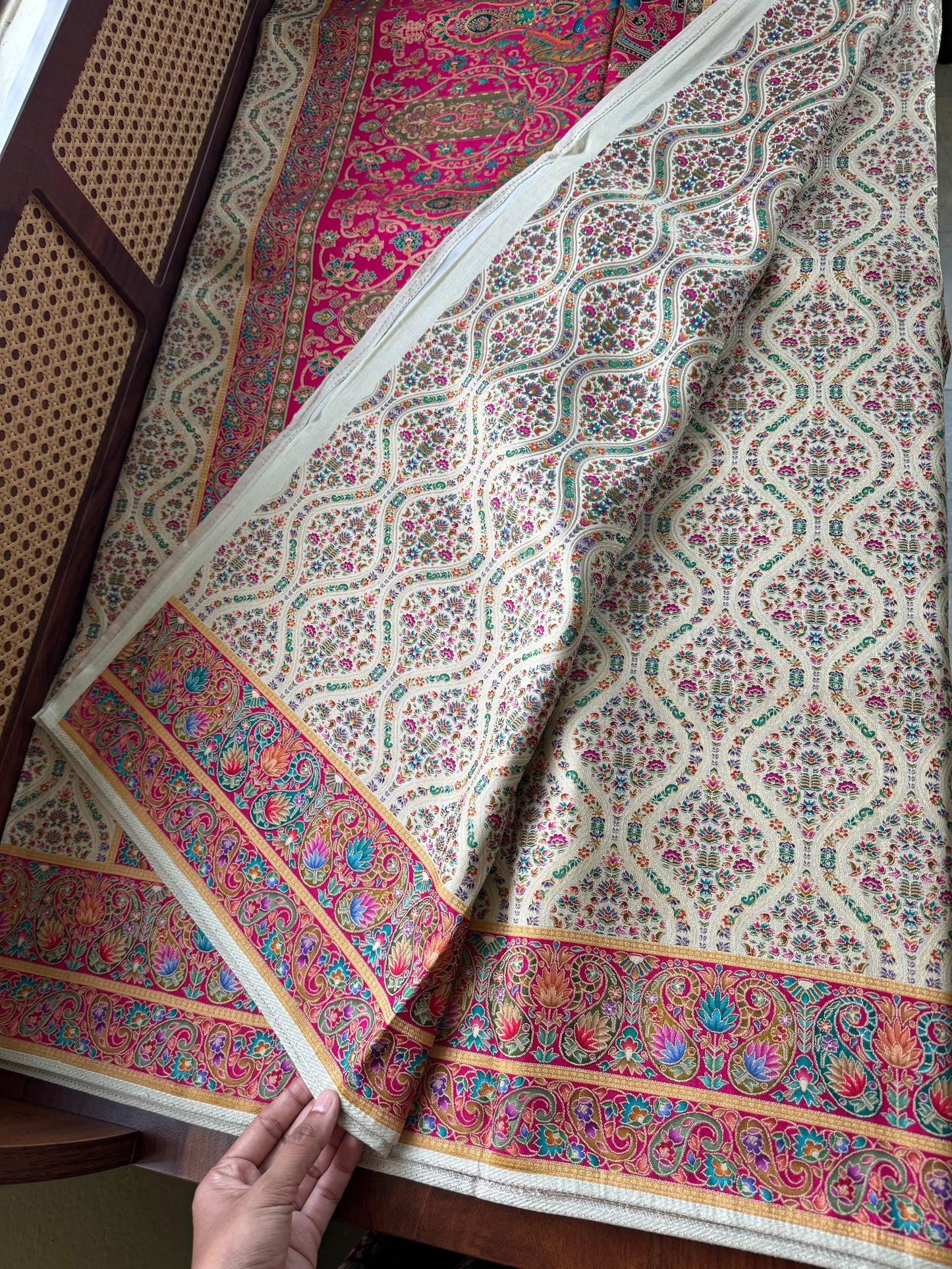 Luxe Pashmina Style Semi Silk Saree - White & Pink