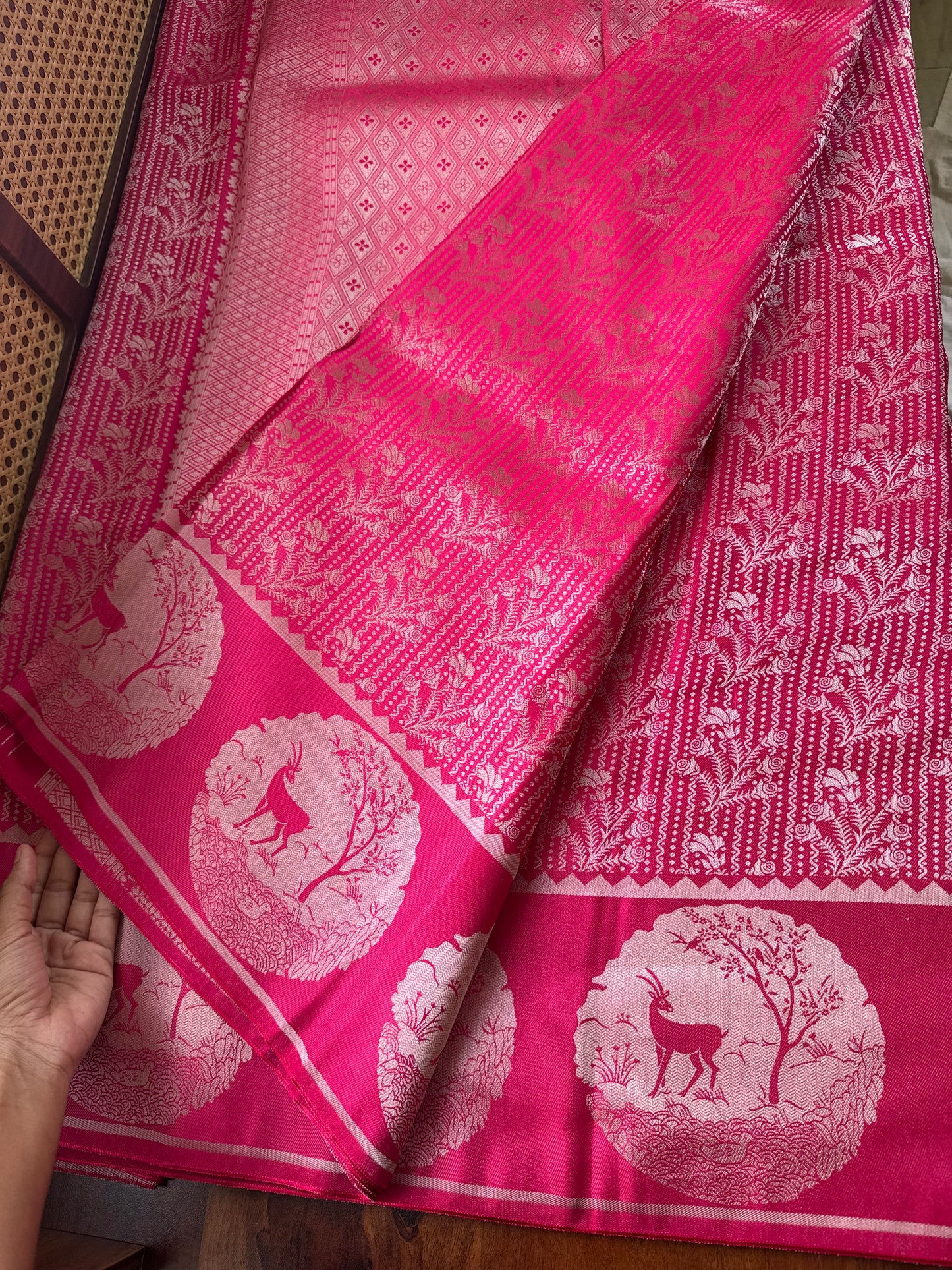 Soft Semi Silk Deer Saree - Pink