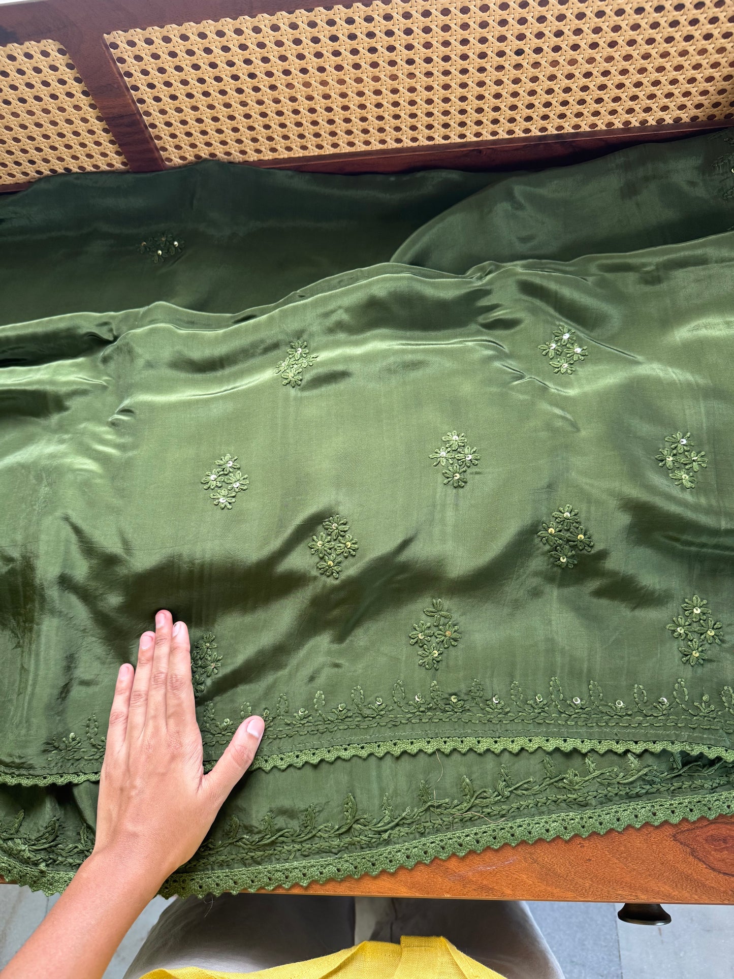 Silk Crepe Chikankari Saree - Green