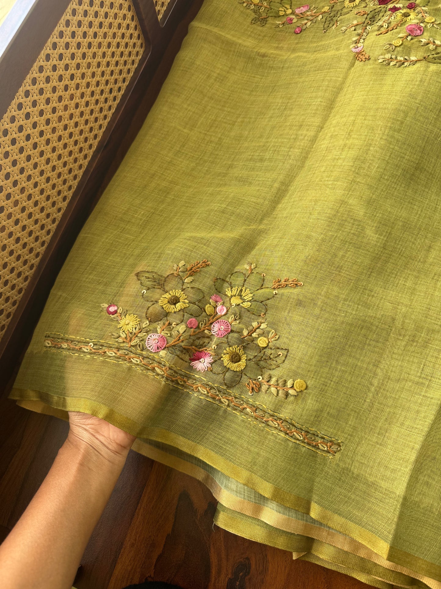 Premium Tissue Linen Sarees with heavy blouse - Green