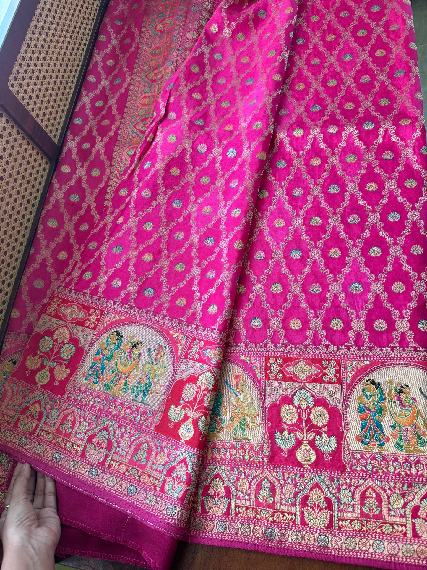 Luxe Pashmina Style Semi Silk Saree - Pink