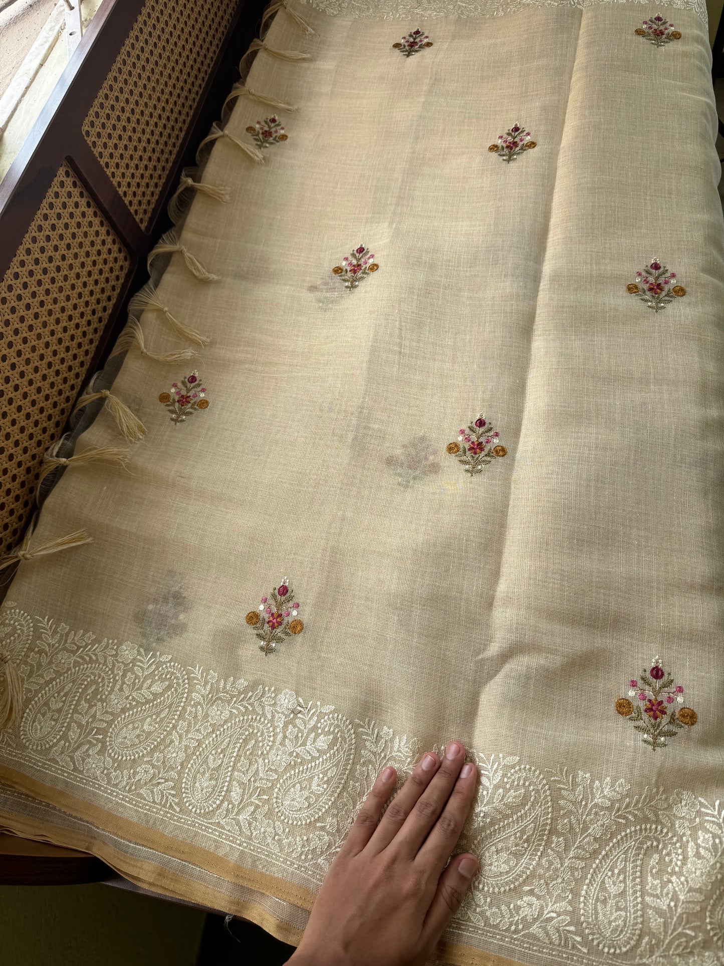 Premium Tissue Linen Sarees - Half White & Pink