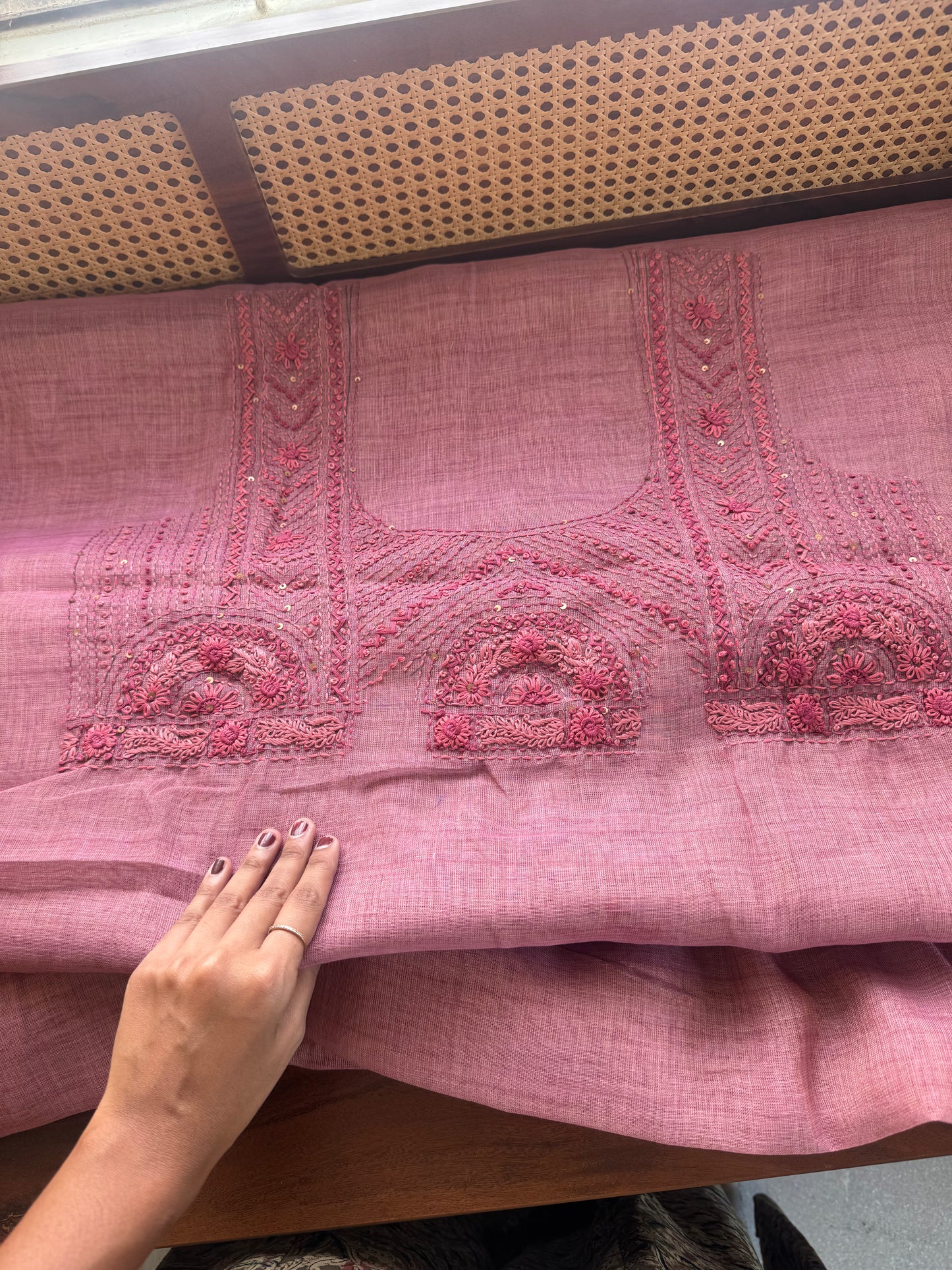 Premium Tissue Linen Saree with heavy blouse - Pink