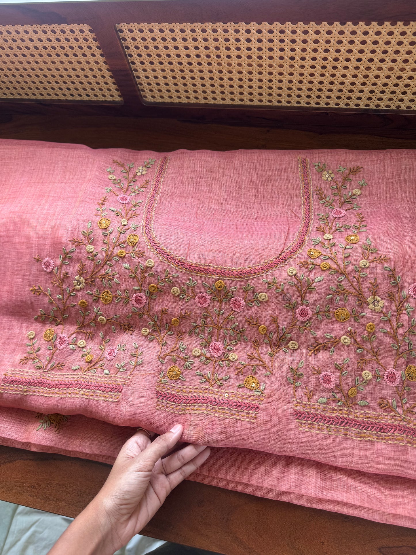 Premium Tissue Linen Sarees with heavy blouse - Peach