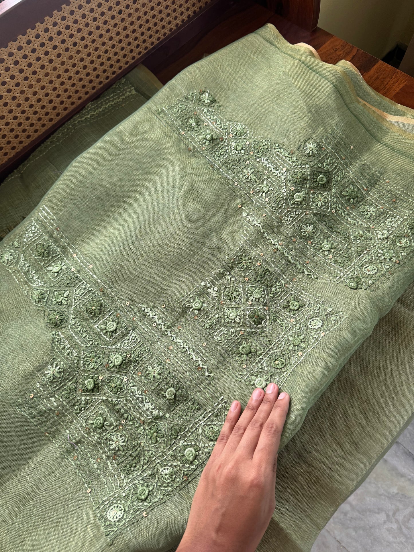 Premium Tissue Linen Sarees with heavy blouse - Green