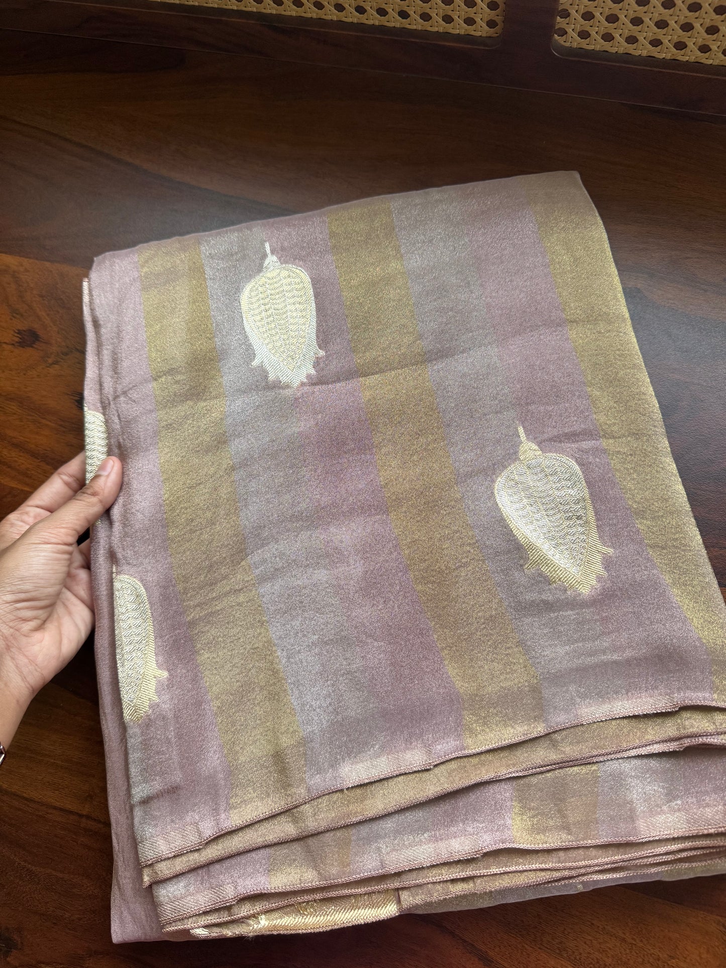 Luxe Pure Chinoon Saree - Mauve Violet