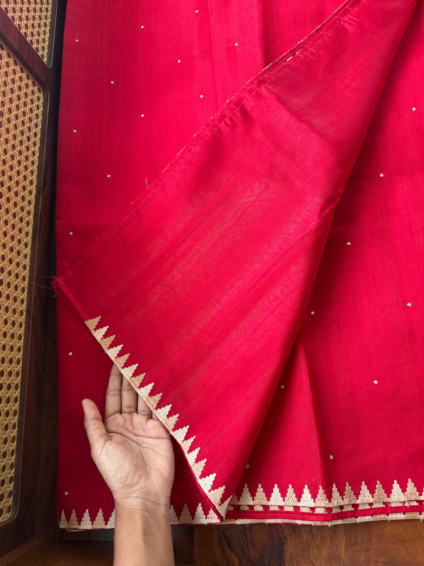 Minimal Mango Semi tussar saree - Red