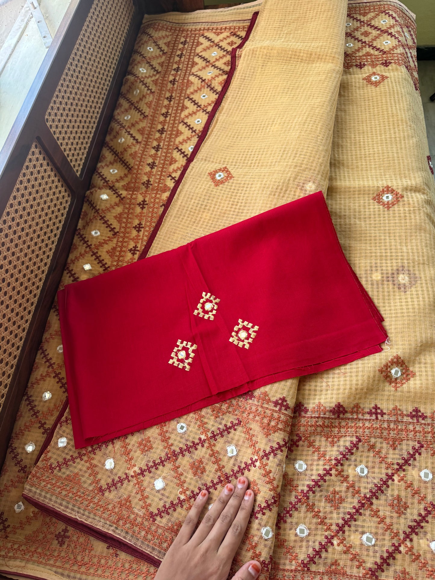 Embroidered Resham Silk Kota Saree - Beige 2