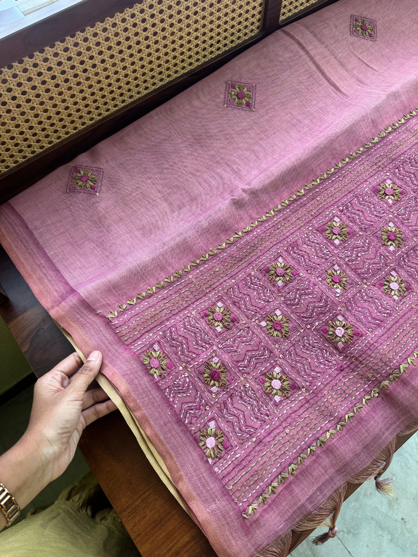 Premium Tissue Linen Sarees with heavy blouse - Pink