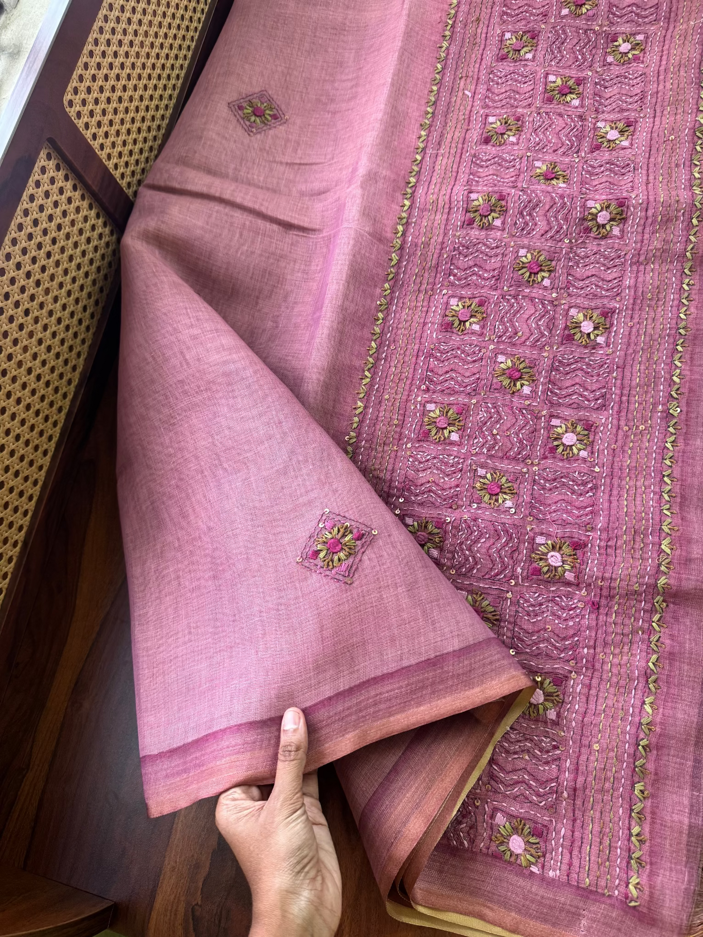 Premium Tissue Linen Sarees with heavy blouse - Pink