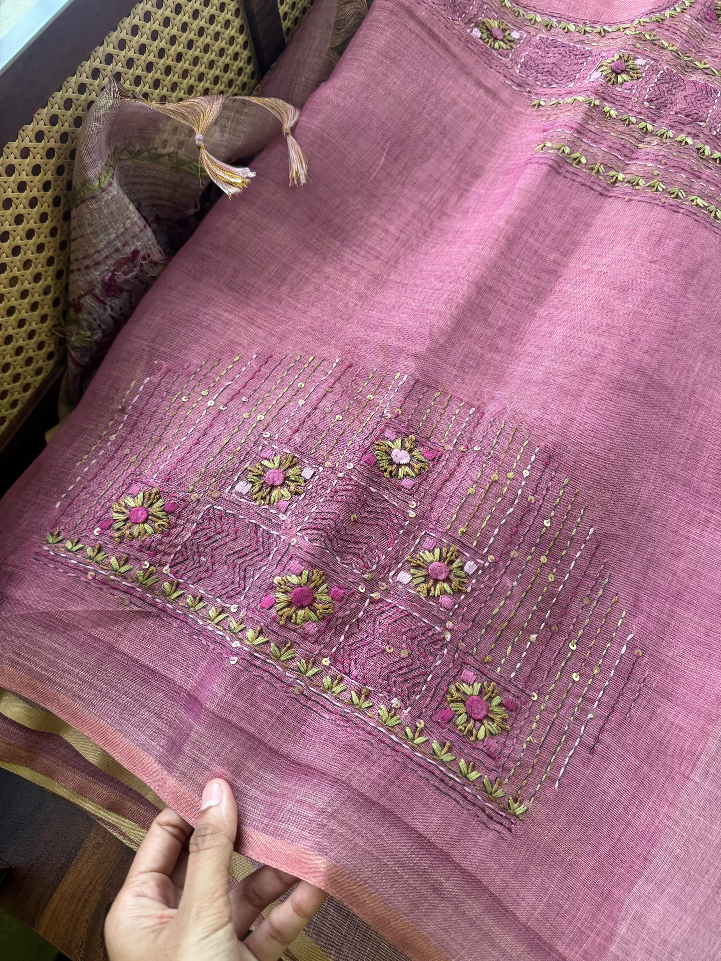 Premium Tissue Linen Sarees with heavy blouse - Pink
