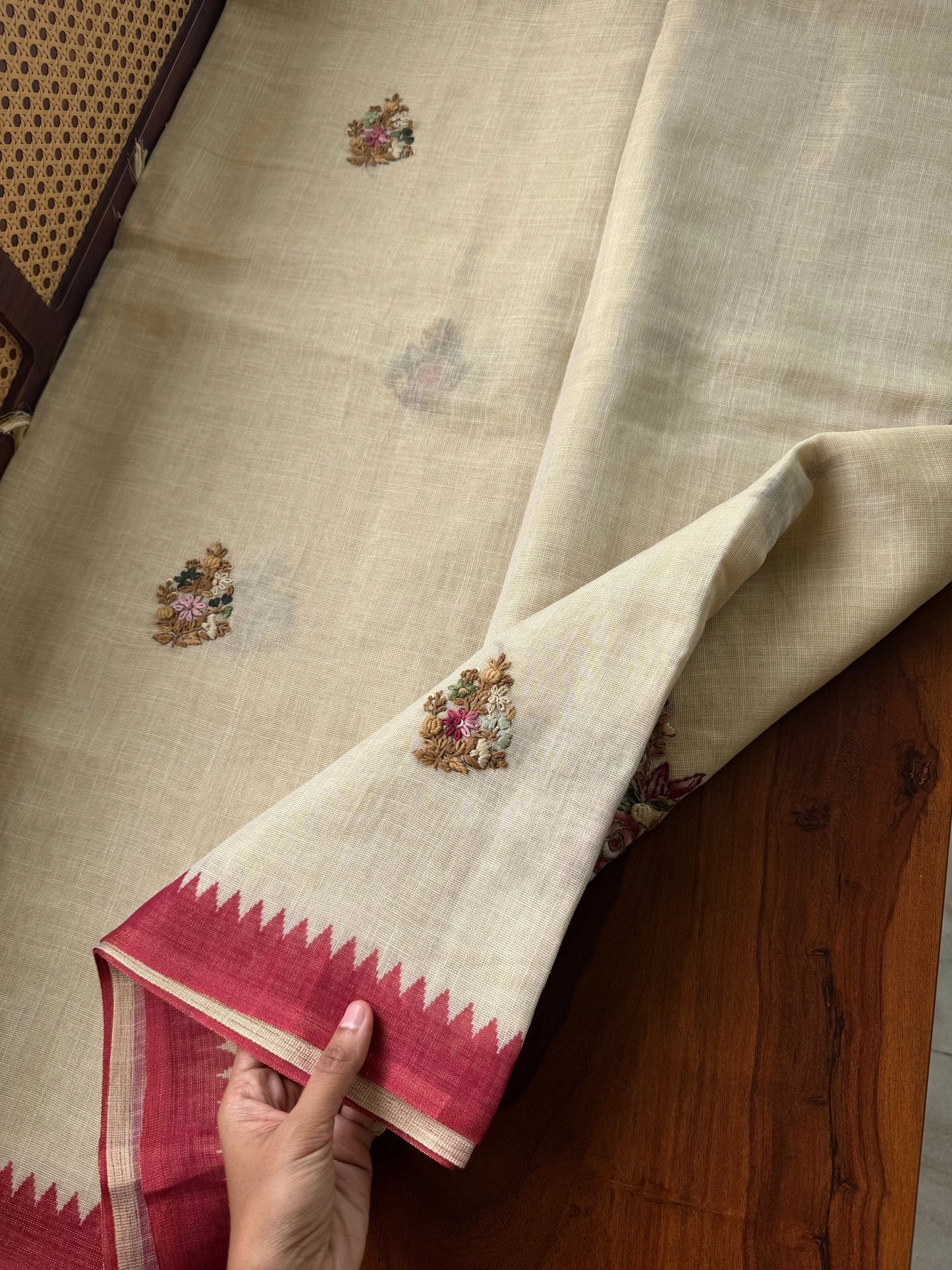 Premium Tissue Linen Sarees - Half White & Crimson Red