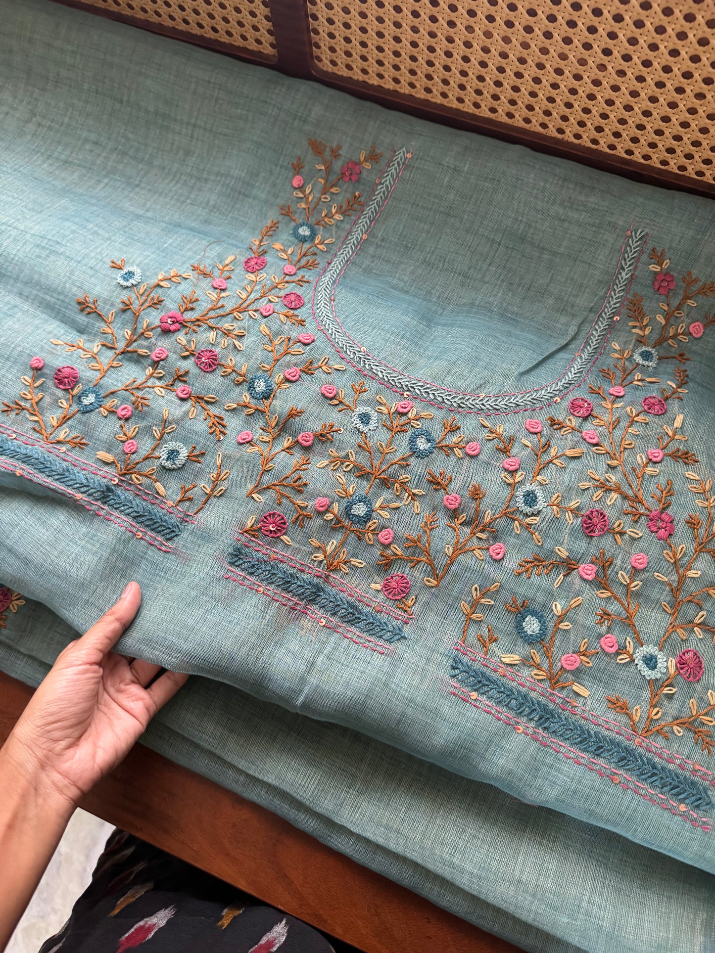 Premium Tissue Linen Sarees with heavy blouse - Blue