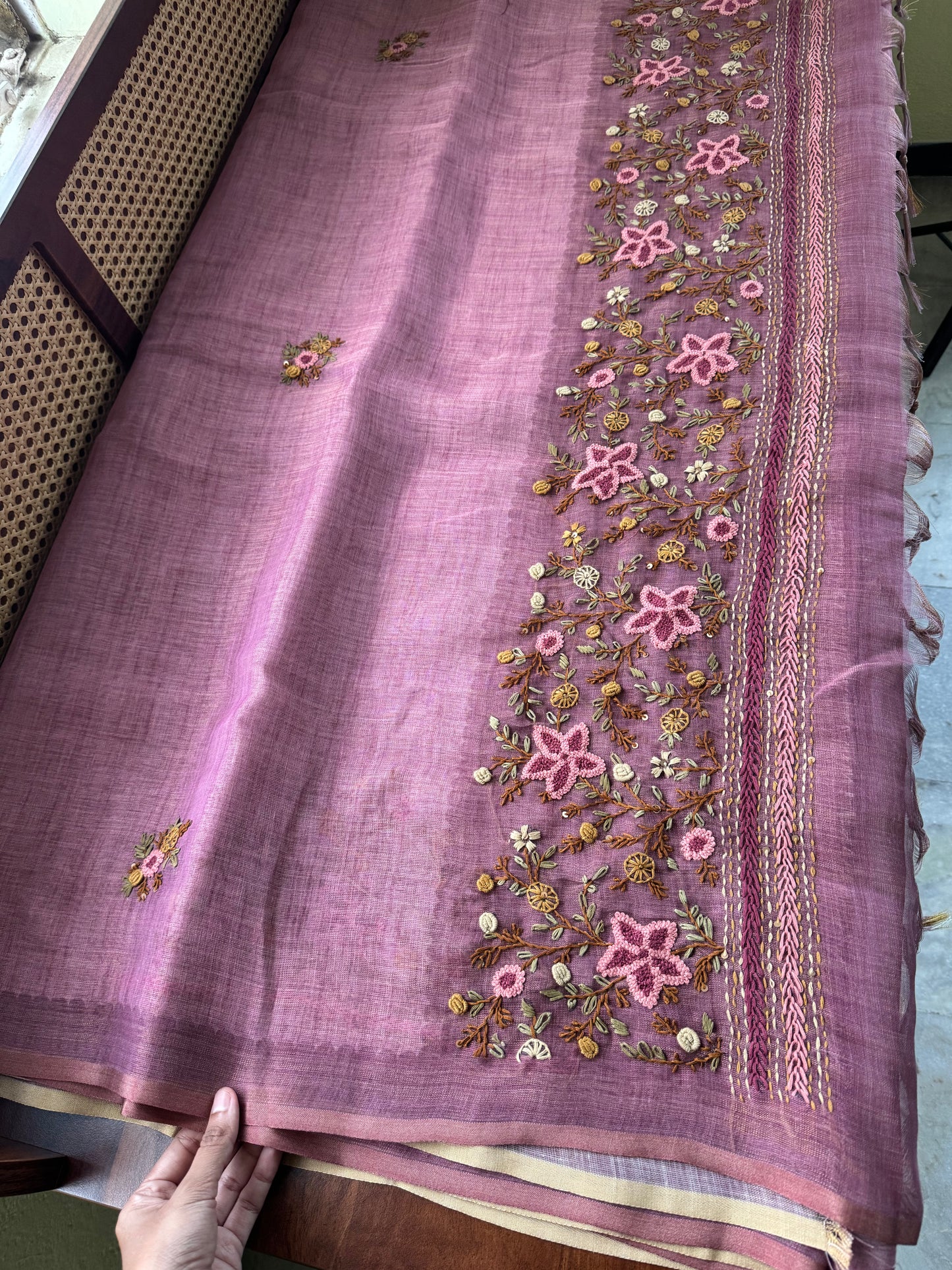Premium Tissue Linen Sarees with heavy blouse - Pink