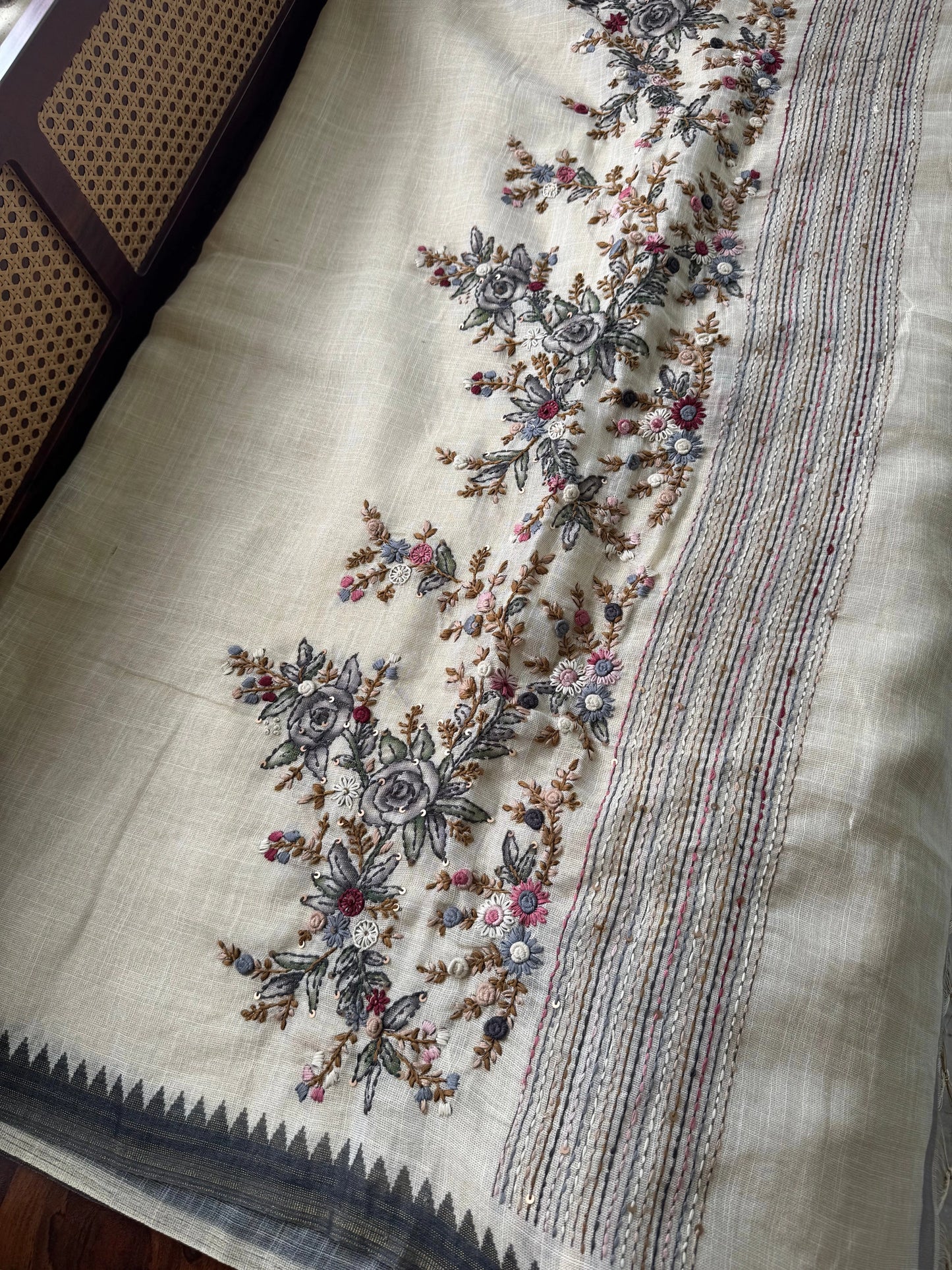 Premium Tissue Linen Sarees - Half White and Black