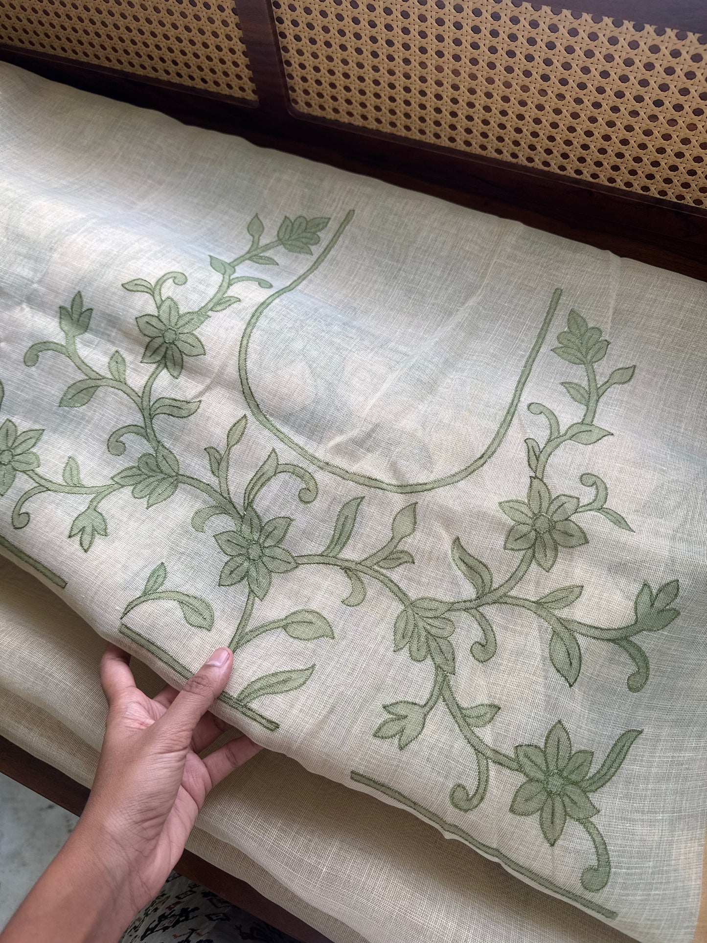 Premium Tissue Linen Sarees - Half White & Green