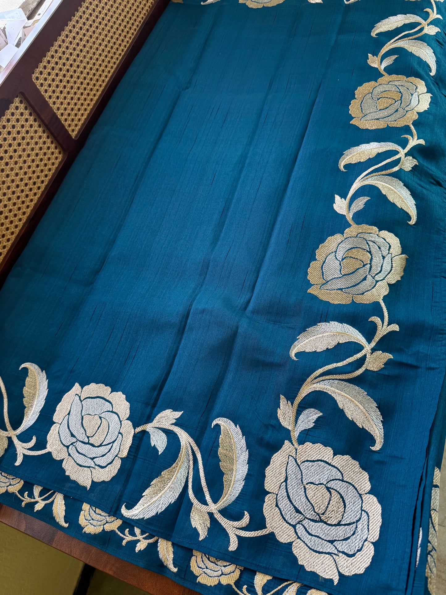 Minimal Semi tussar saree - Blue