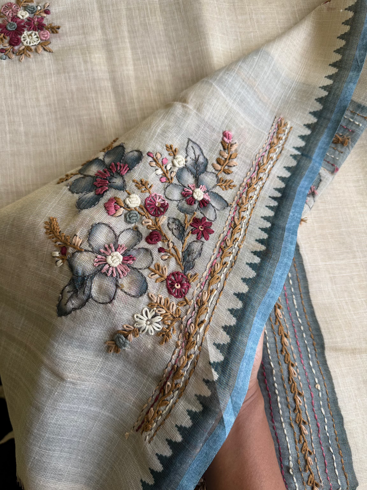 Premium Tissue Linen Sarees - Half White and Blue