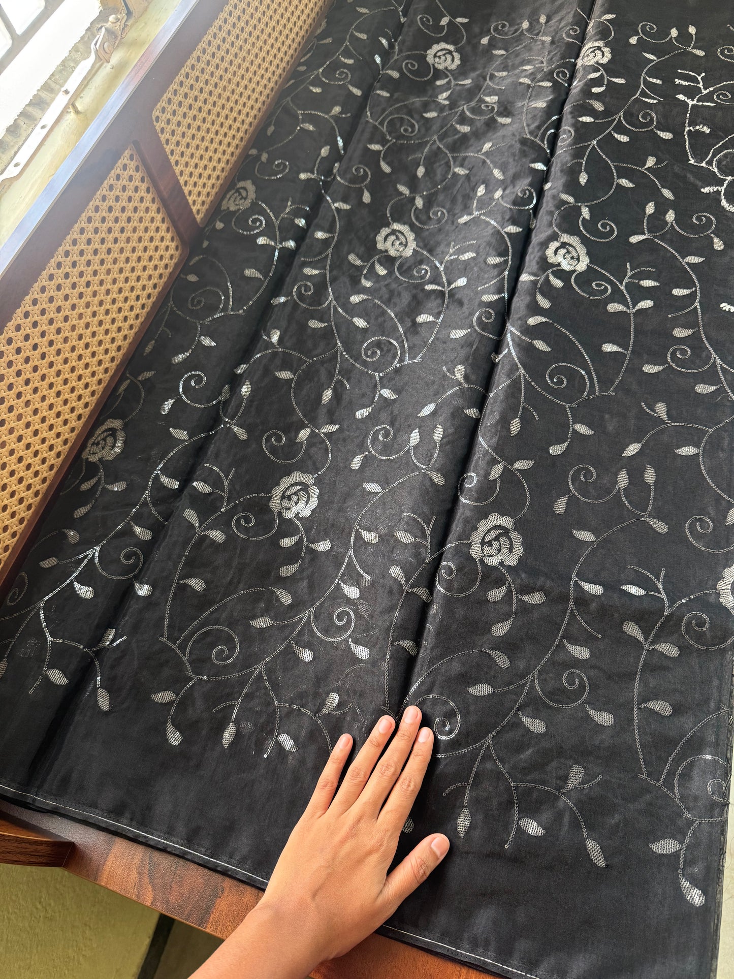 Delicate Organza - Black