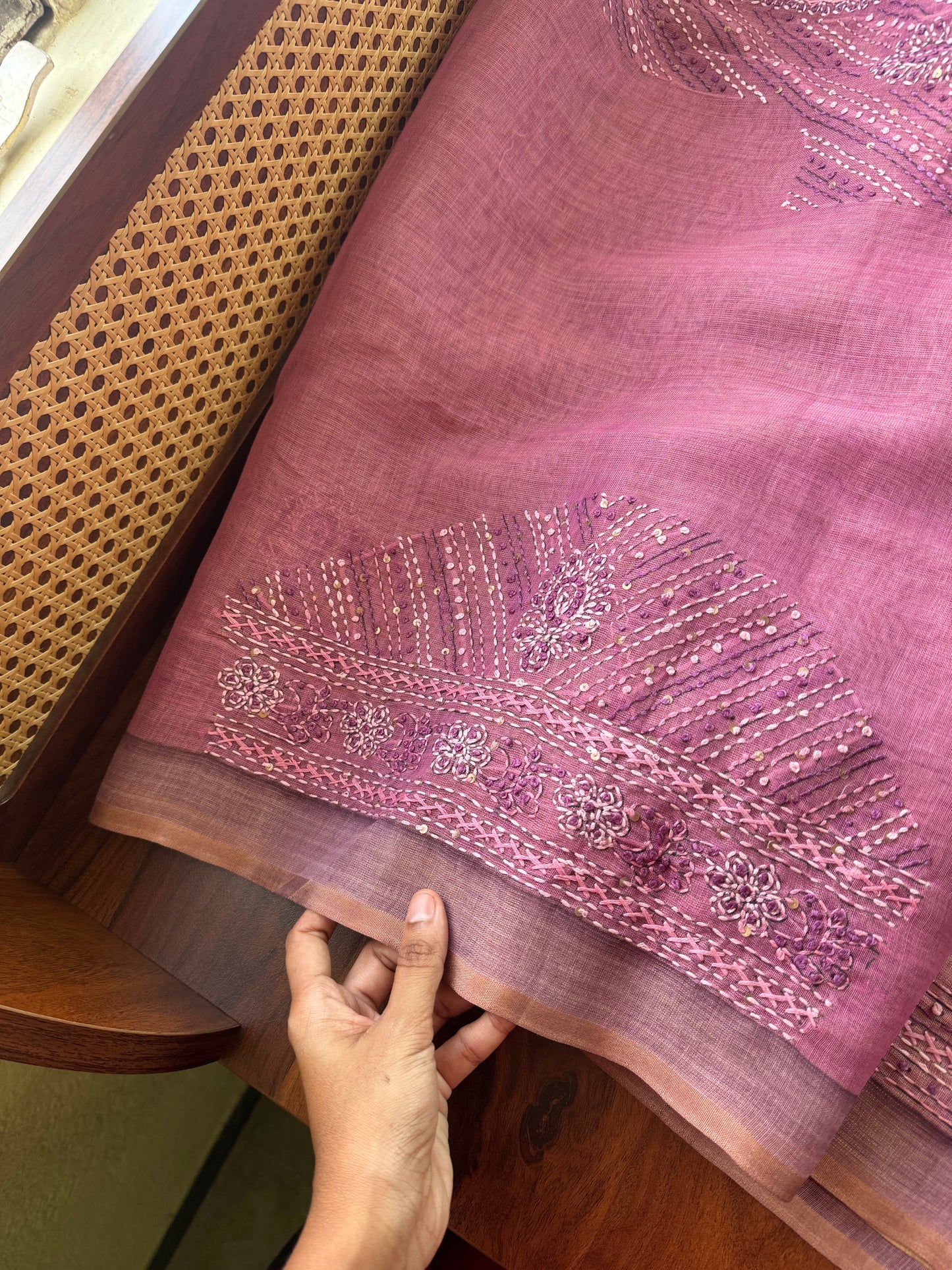 Premium Tissue Linen Sarees with borders & heavy blouse - Pink