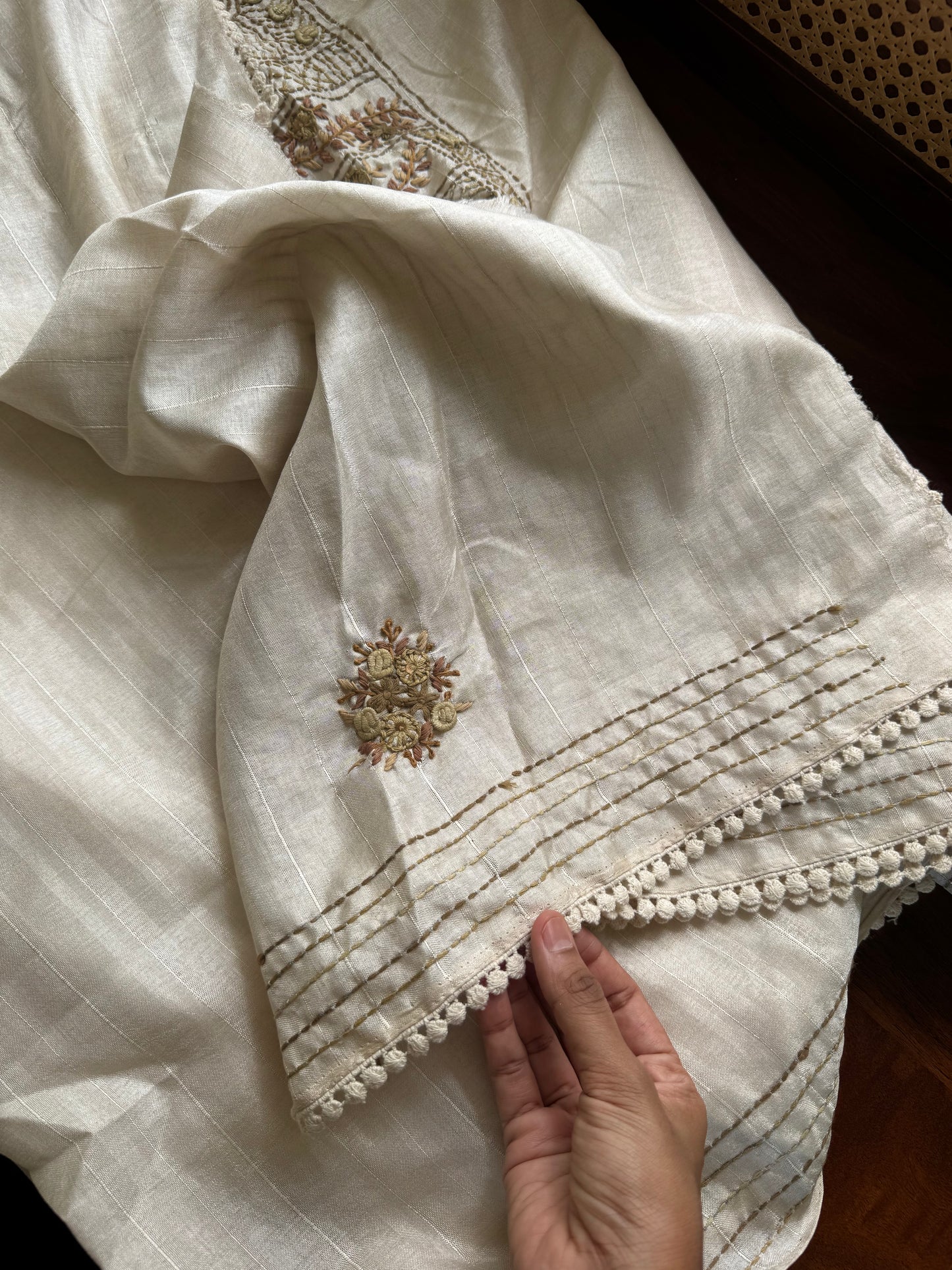 Premium Tussar Blend Saree with Handwork - Halfwhite & Henna Green
