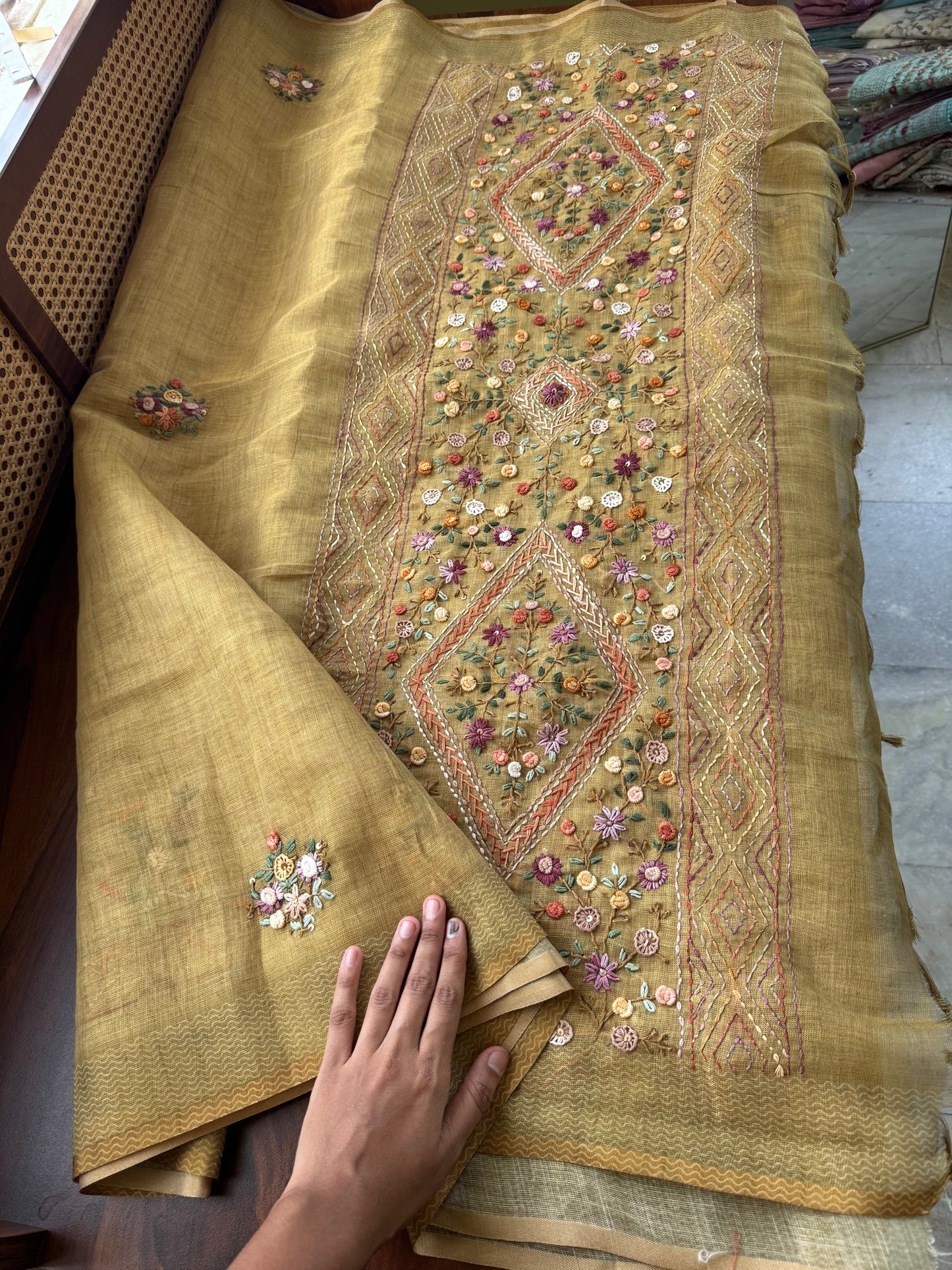 Premium Tissue Linen Sarees with heavy blouse - Henna Green