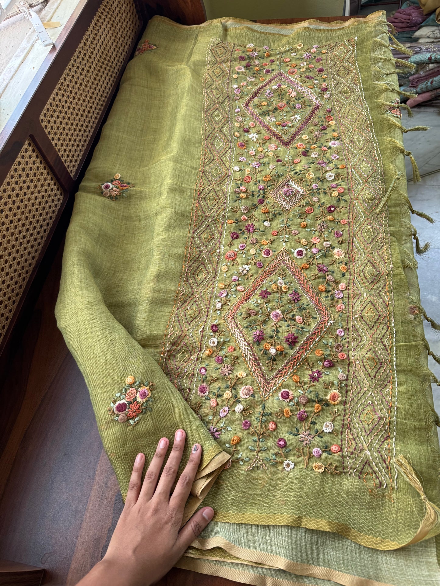 Premium Tissue Linen Sarees with heavy blouse - Green