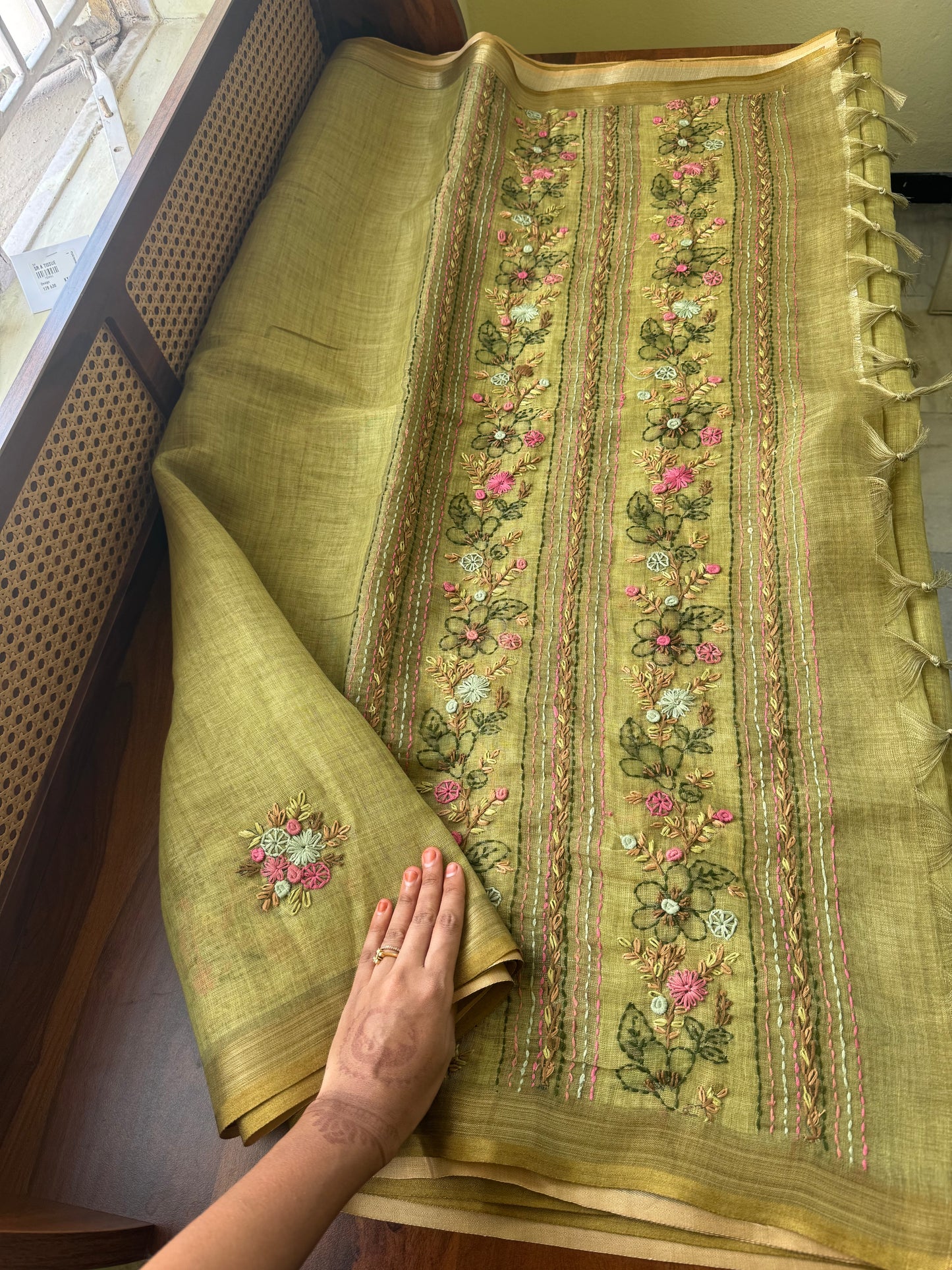 Premium Tissue Linen Sarees with heavy blouse - Green