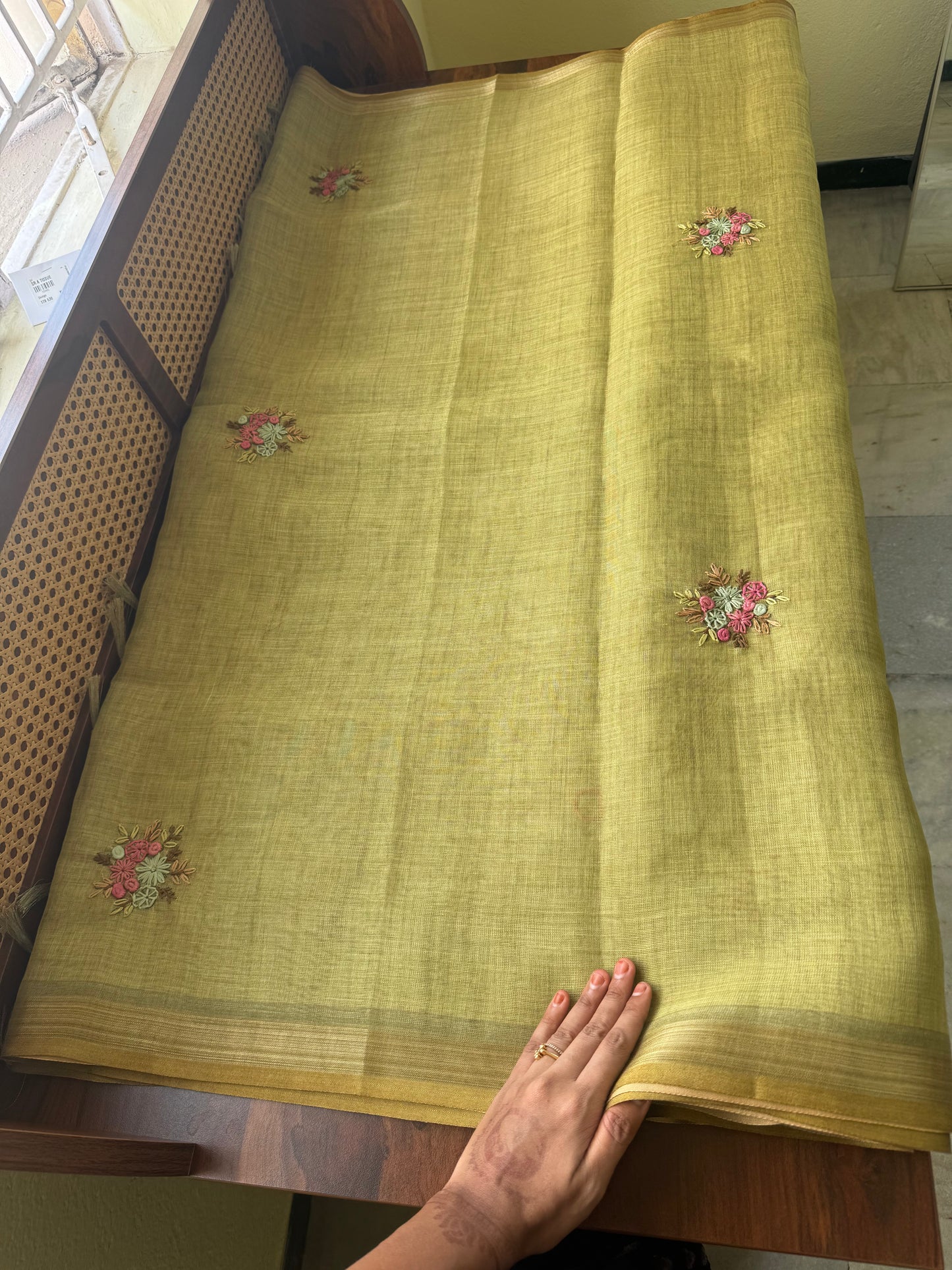 Premium Tissue Linen Sarees with heavy blouse - Green