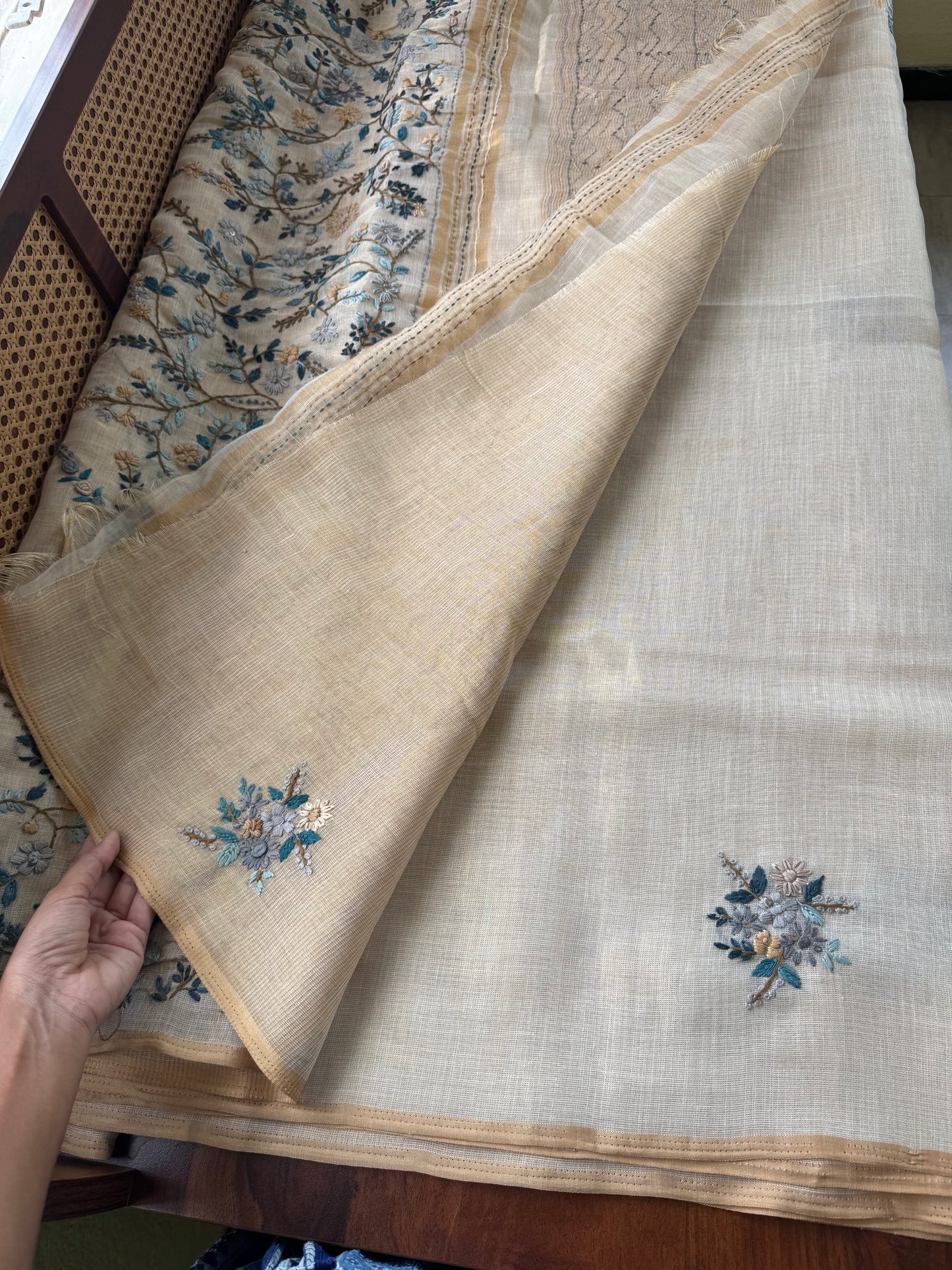 Premium Tissue Linen Sarees - Beige & Blue