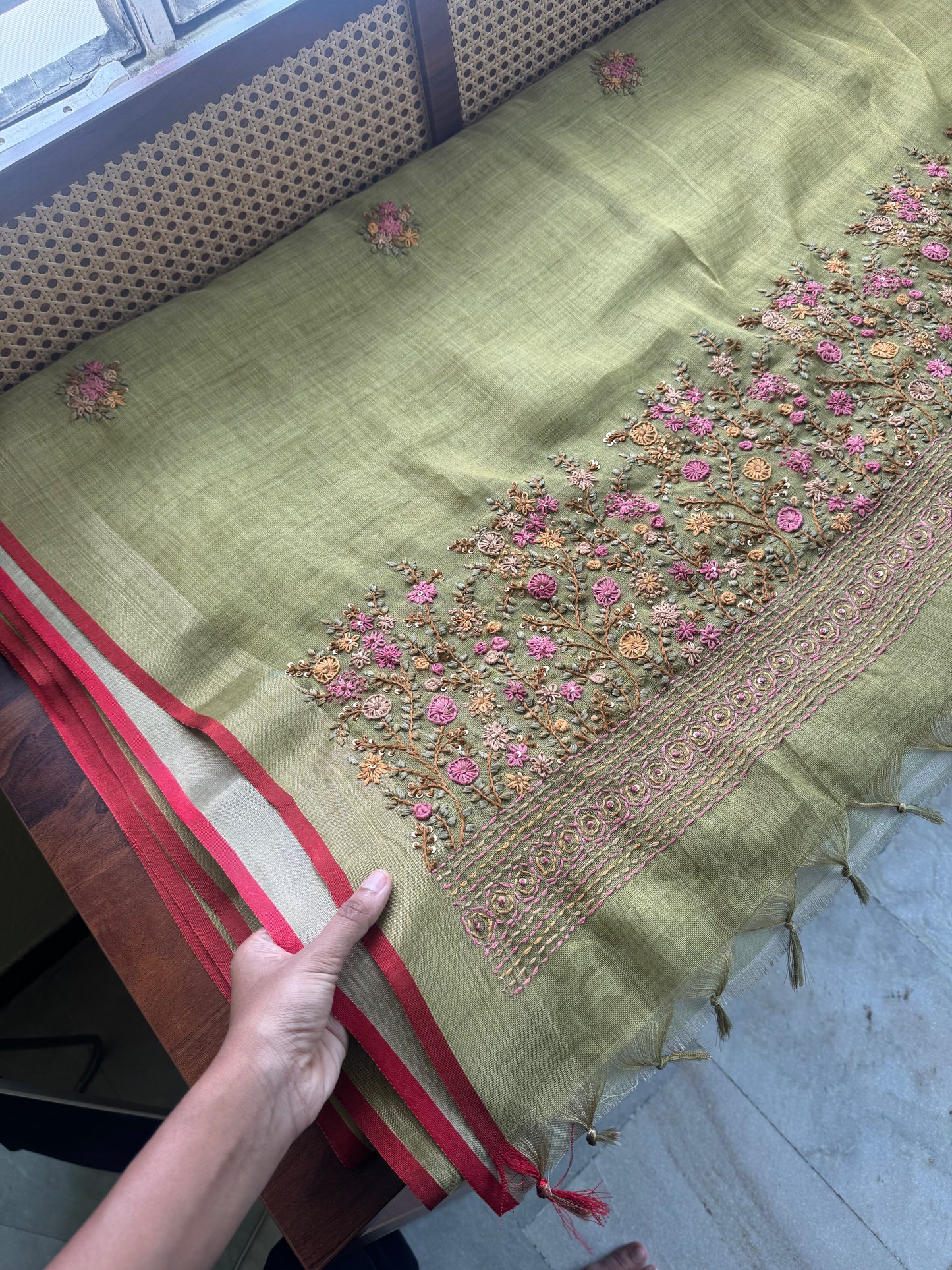 Premium Tissue Linen Sarees - Green