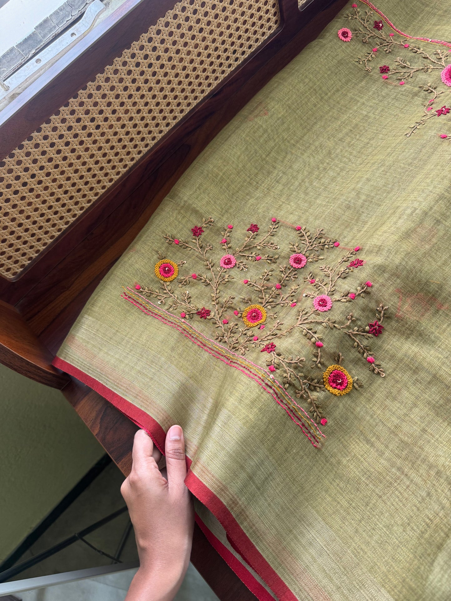 Premium Tissue Linen Sarees with heavy blouse - Green