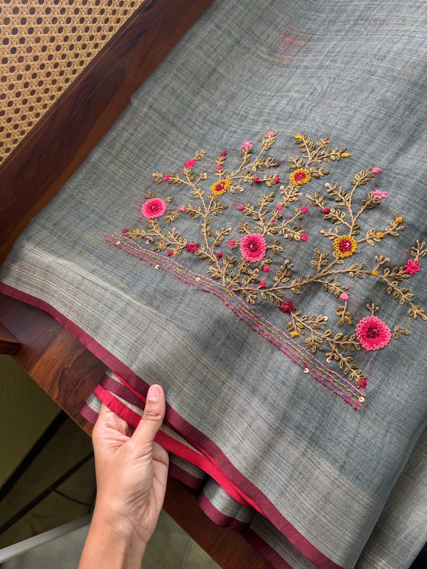 Premium Tissue Linen Sarees with heavy blouse - Grey