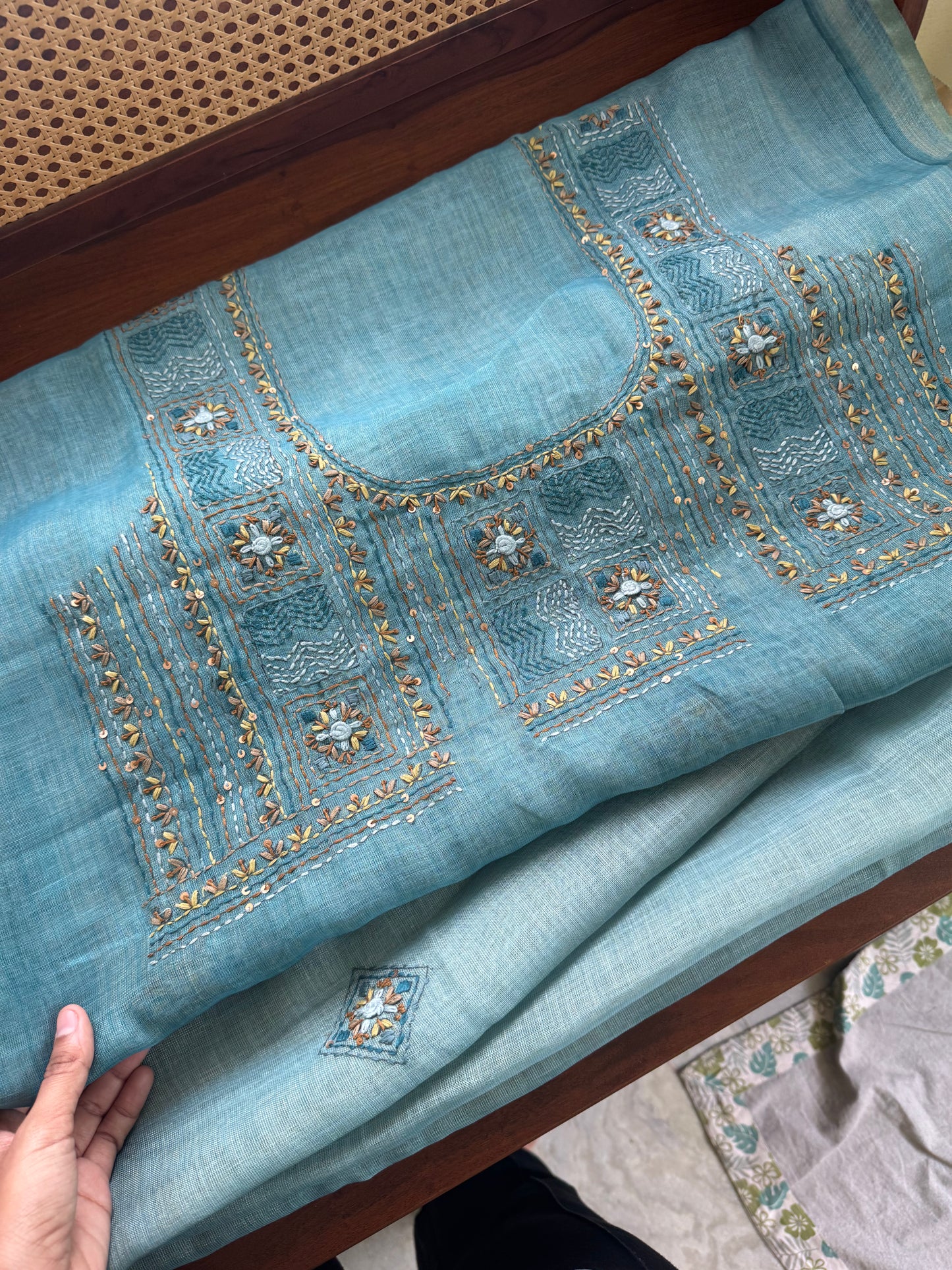 Premium Tissue Linen Sarees with heavy blouse - Blue