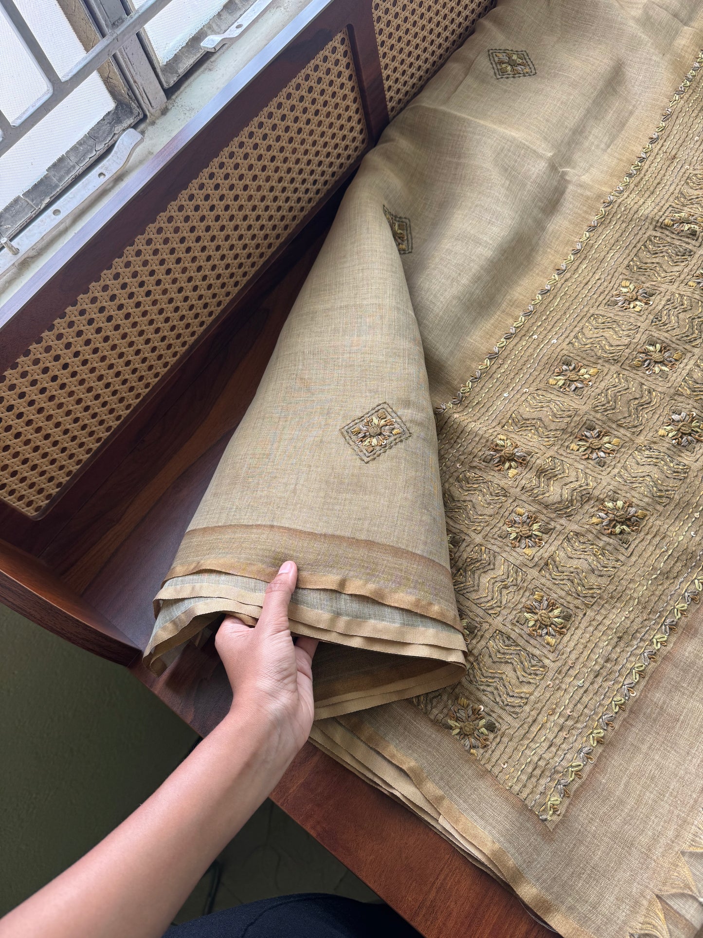 Premium Tissue Linen Sarees with heavy blouse - Henna Green